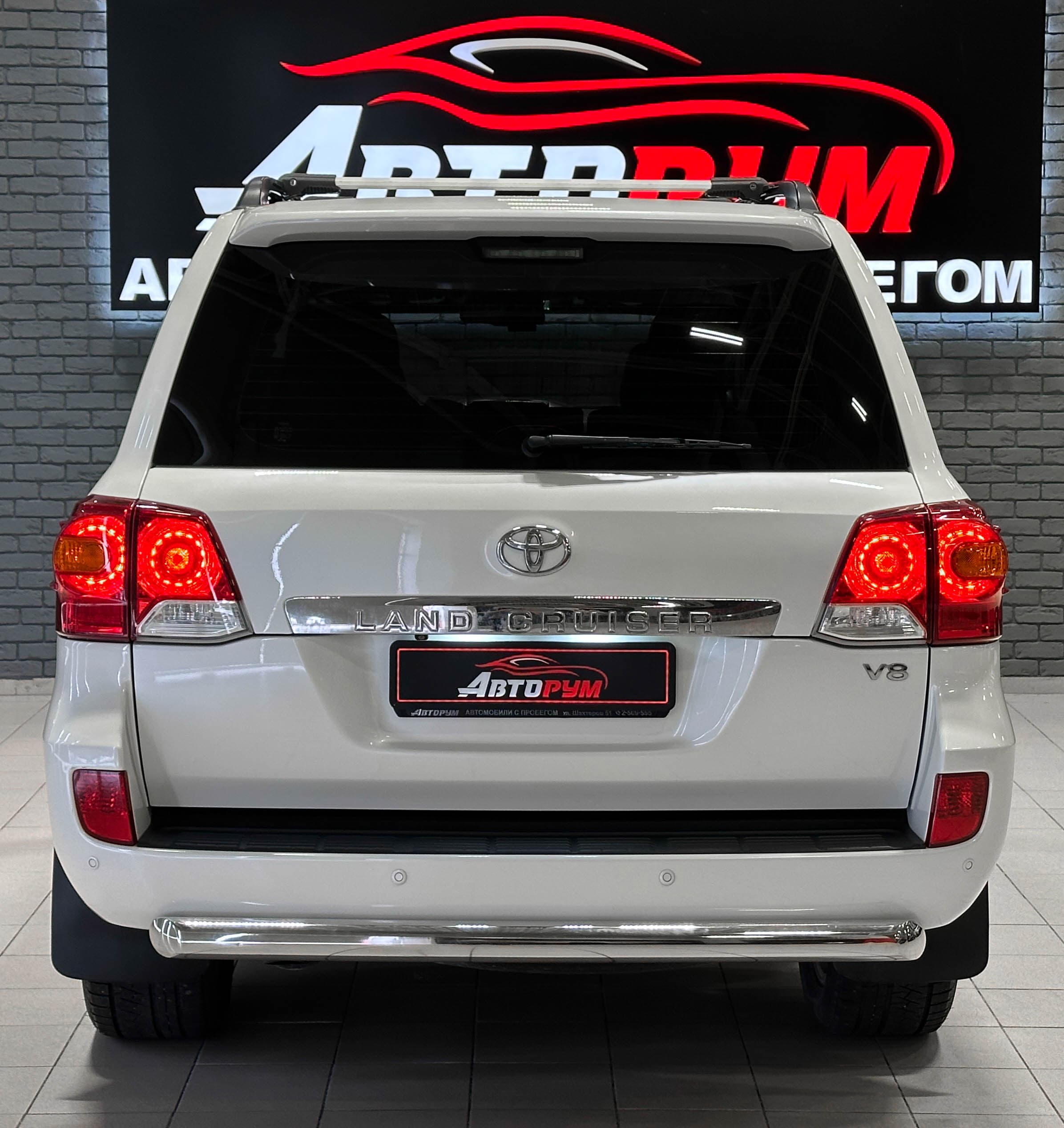 Toyota Land Cruiser 200 - фото 7