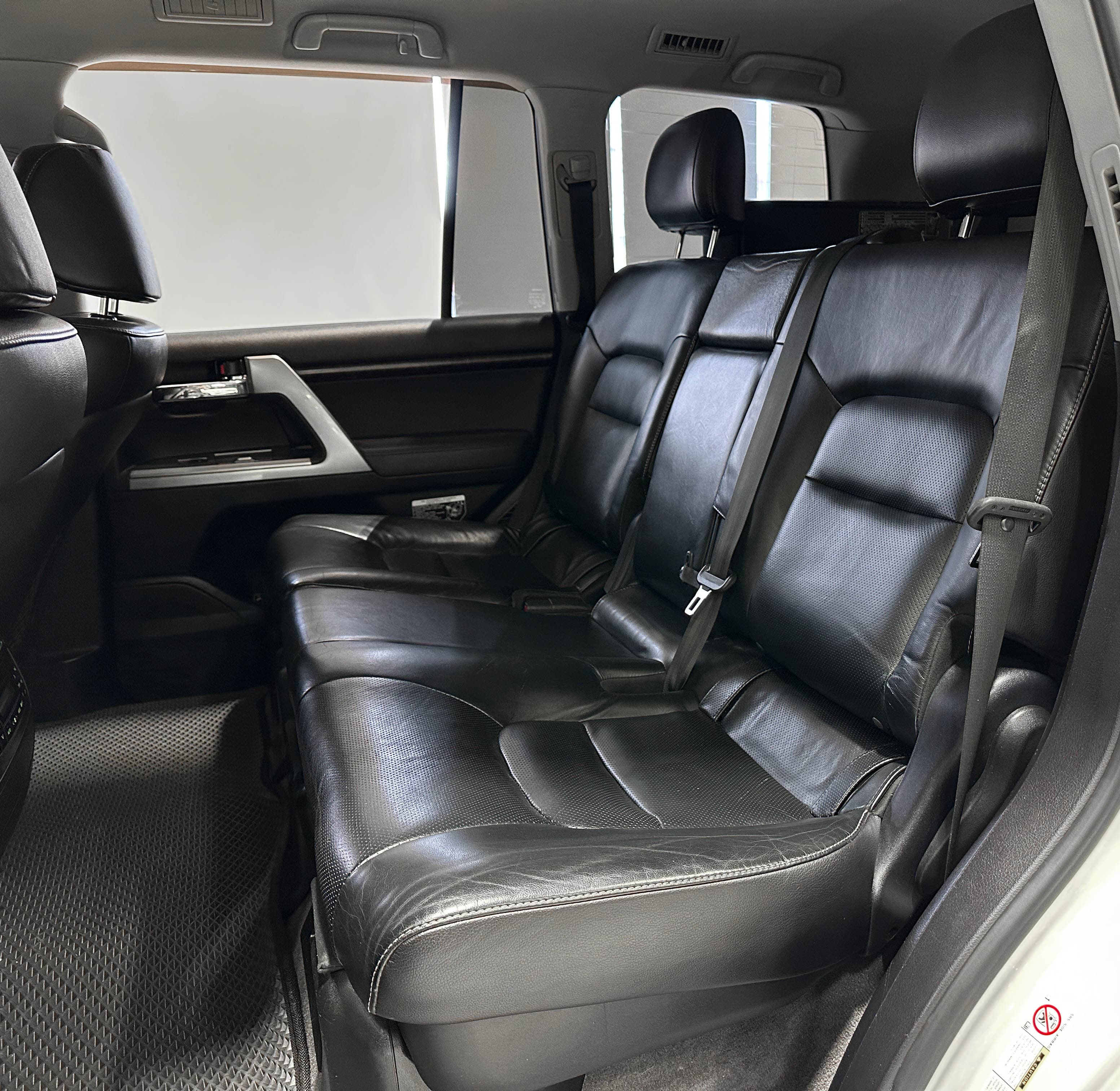 Toyota Land Cruiser 200 - фото 12