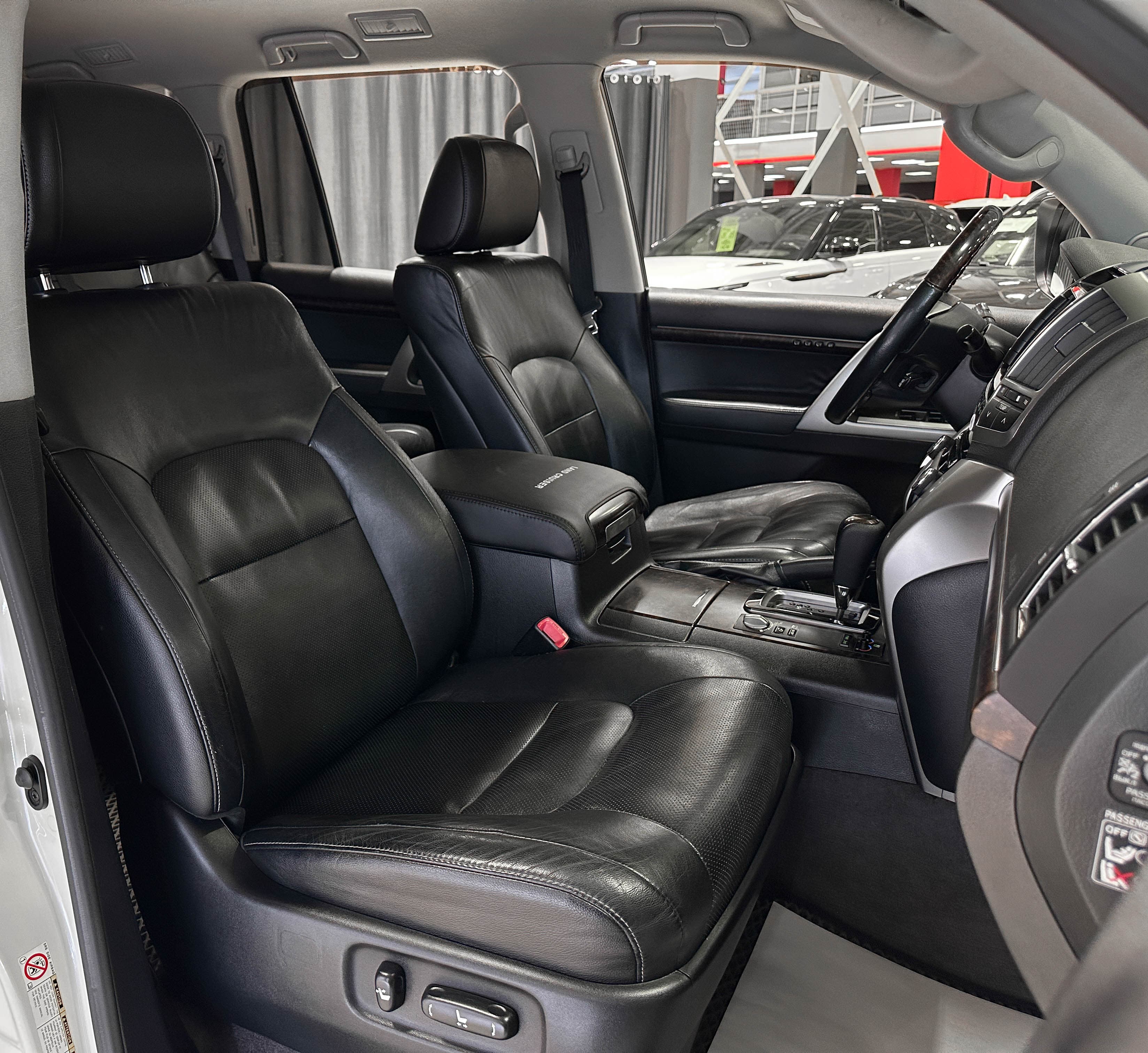 Toyota Land Cruiser 200 - фото 18