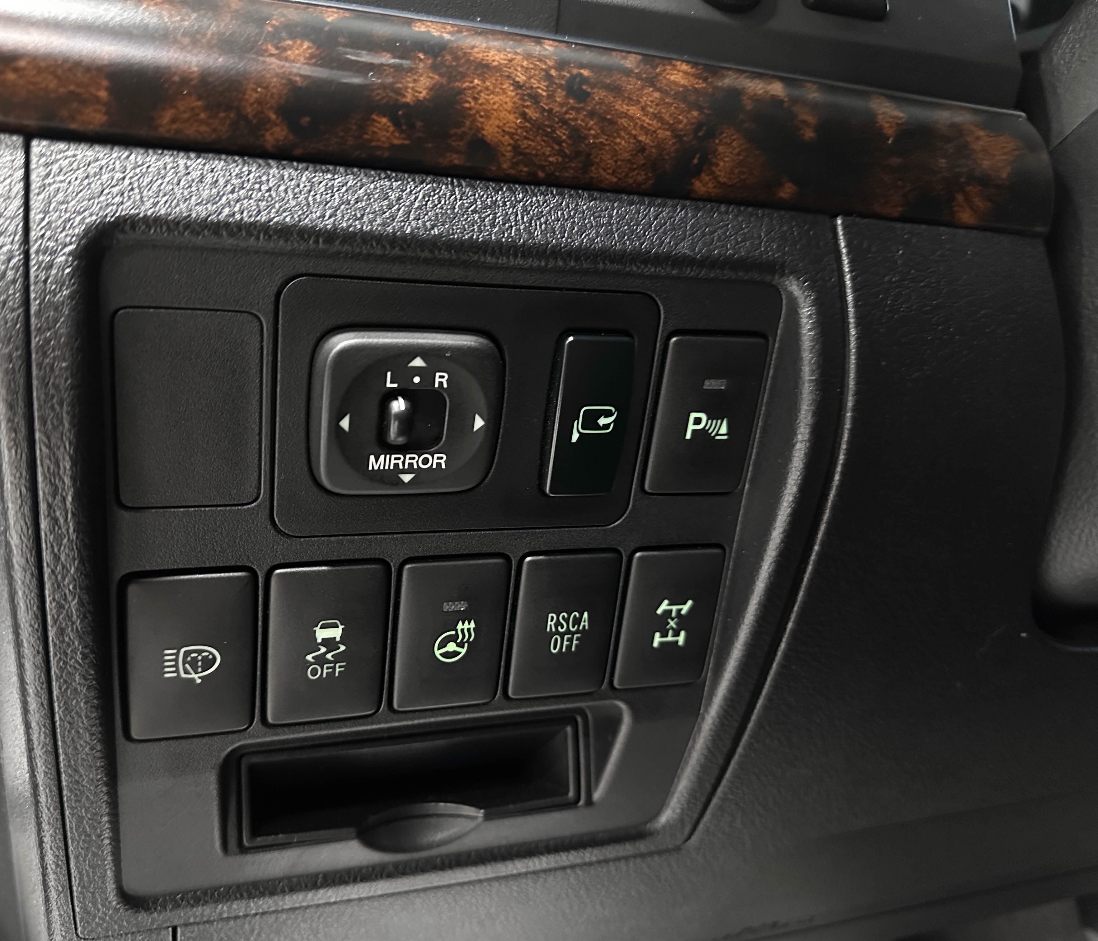 Toyota Land Cruiser 200 - фото 22