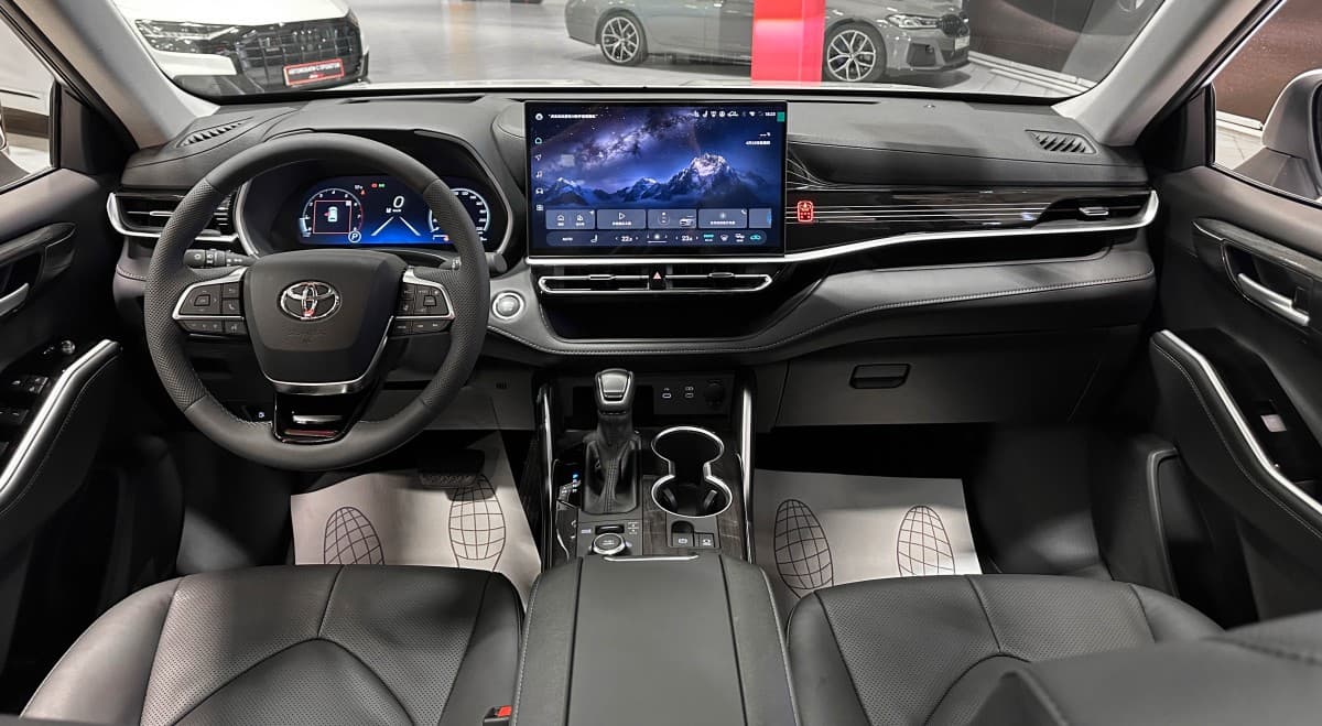 Toyota Highlander - фото 36