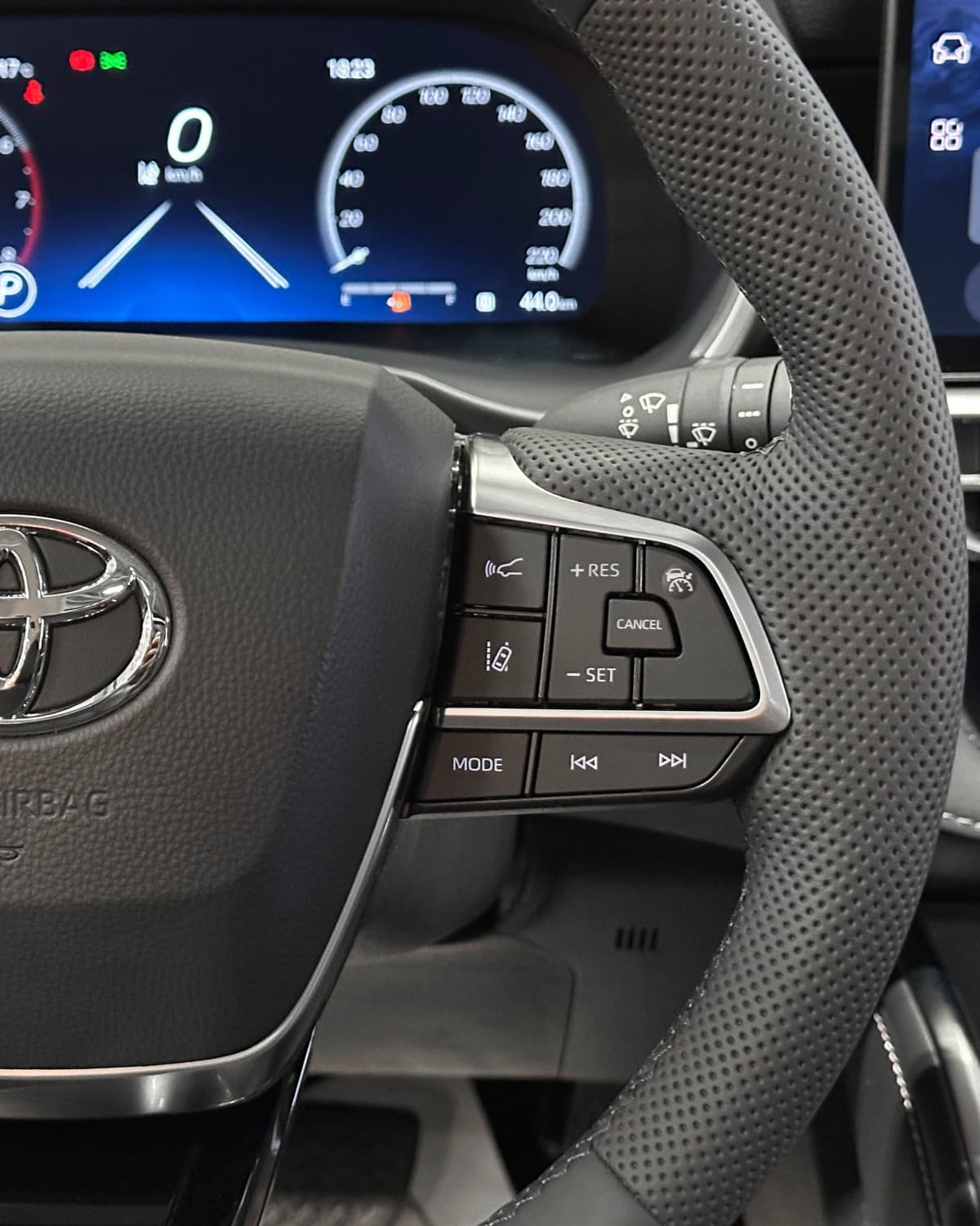 Toyota Highlander - фото 27
