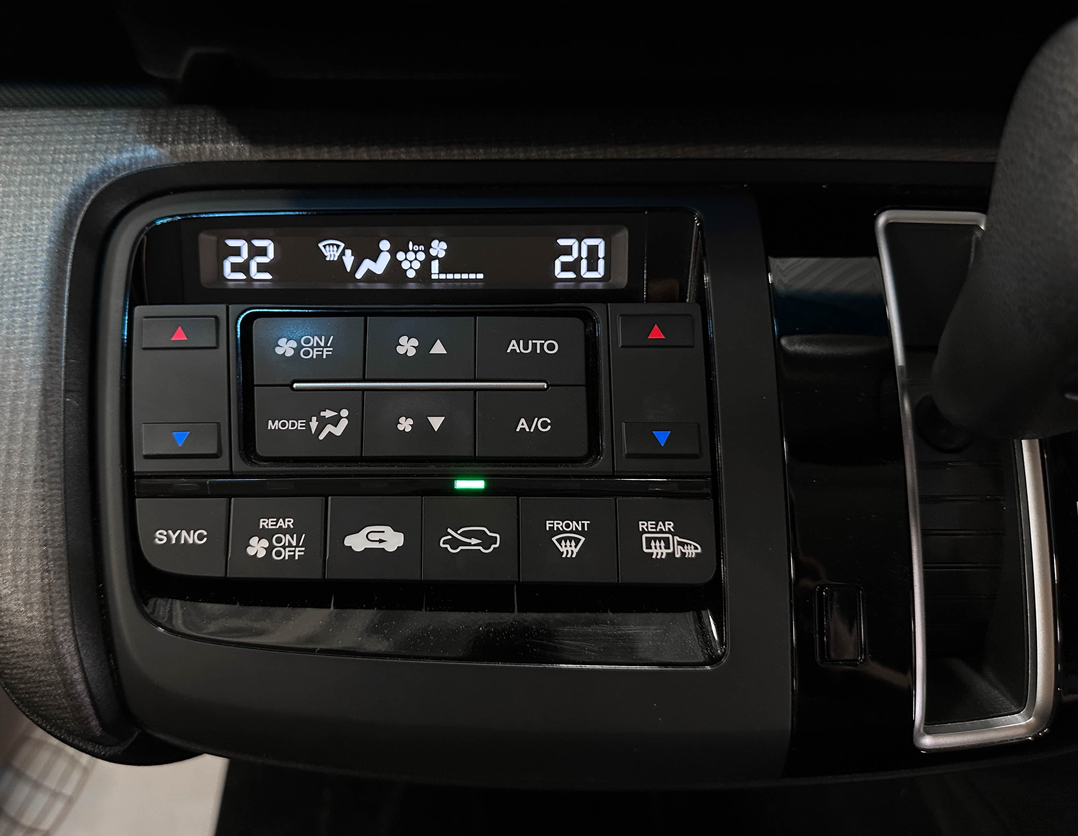 Honda Stepwgn SPADA - фото 28