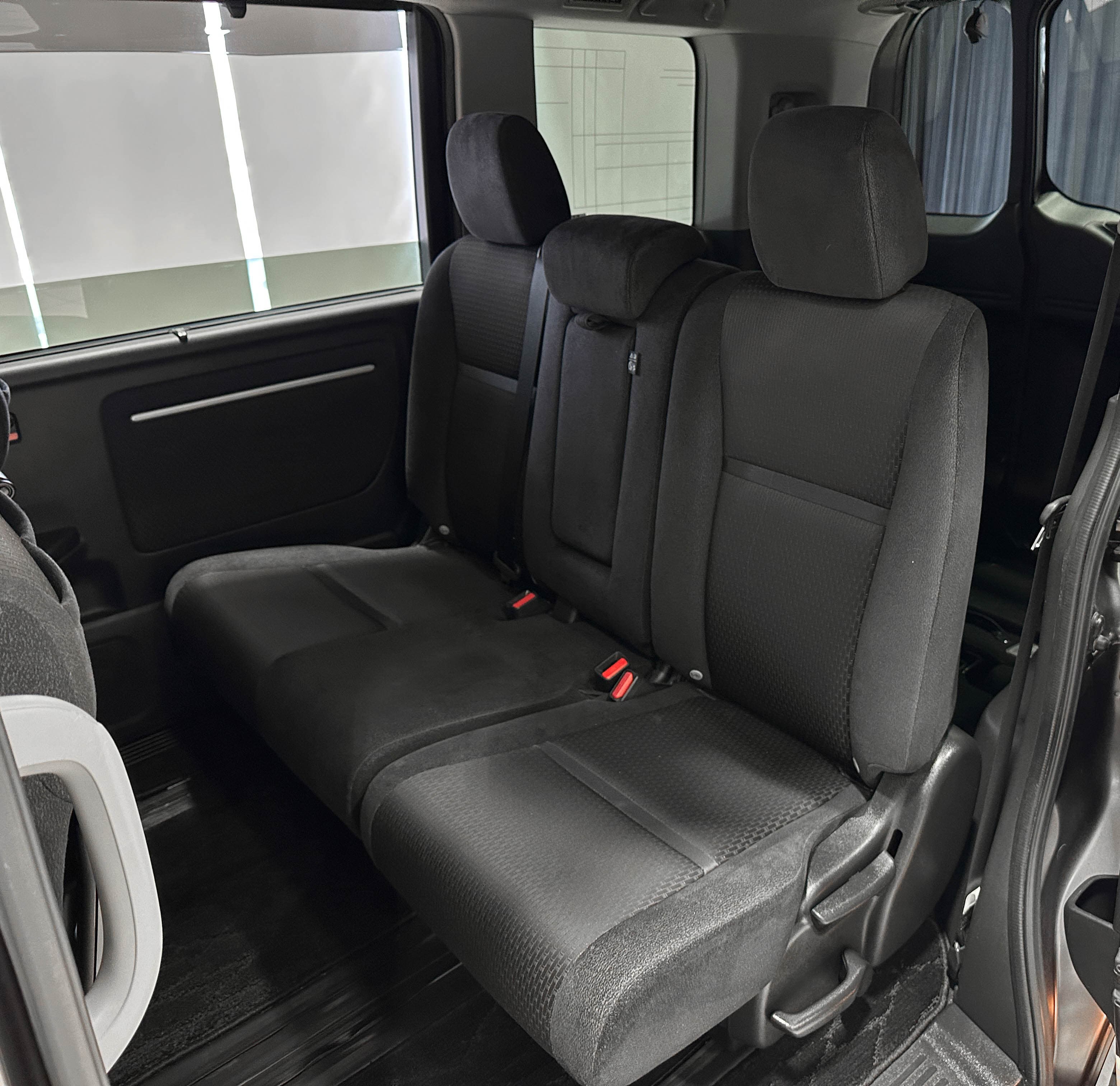 Honda Stepwgn SPADA - фото 12