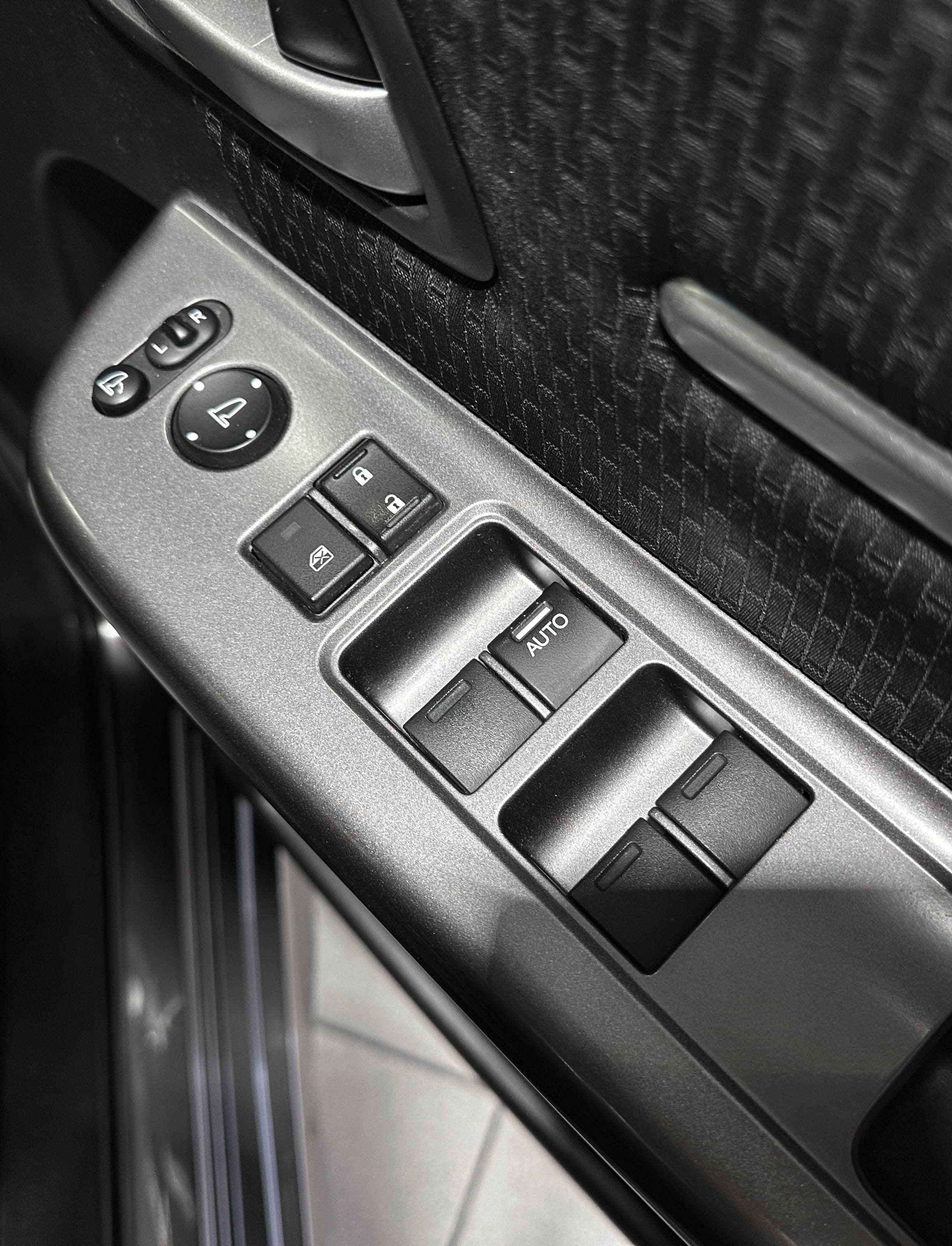 Honda Stepwgn SPADA - фото 19