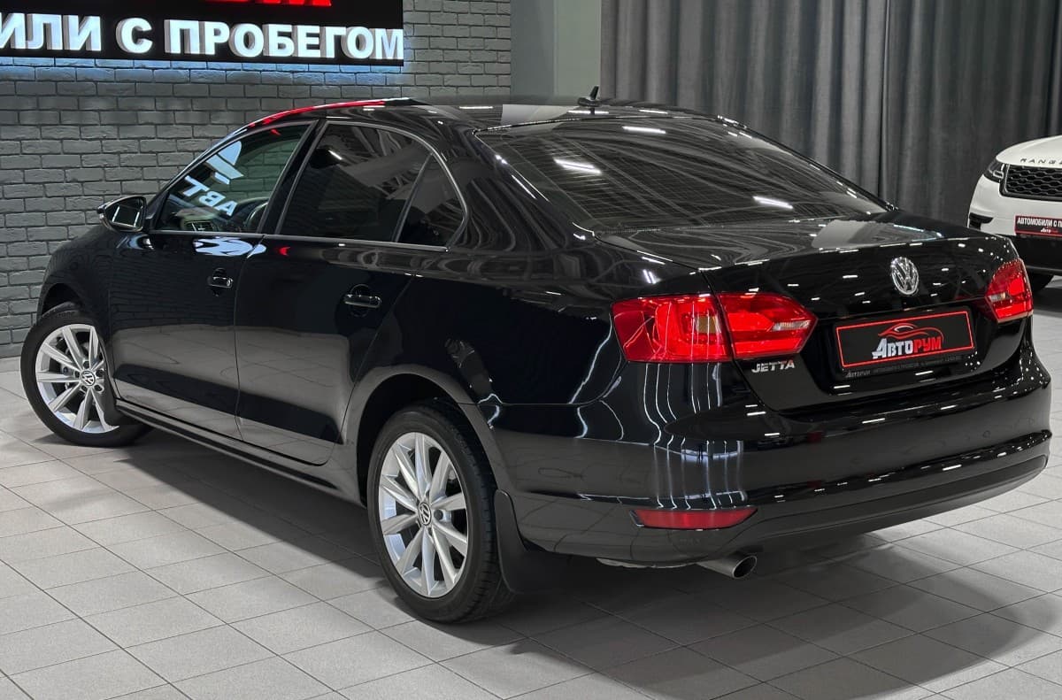 Volkswagen Jetta - фото 9