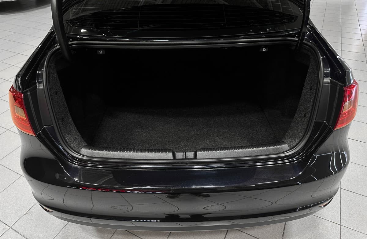 Volkswagen Jetta - фото 13