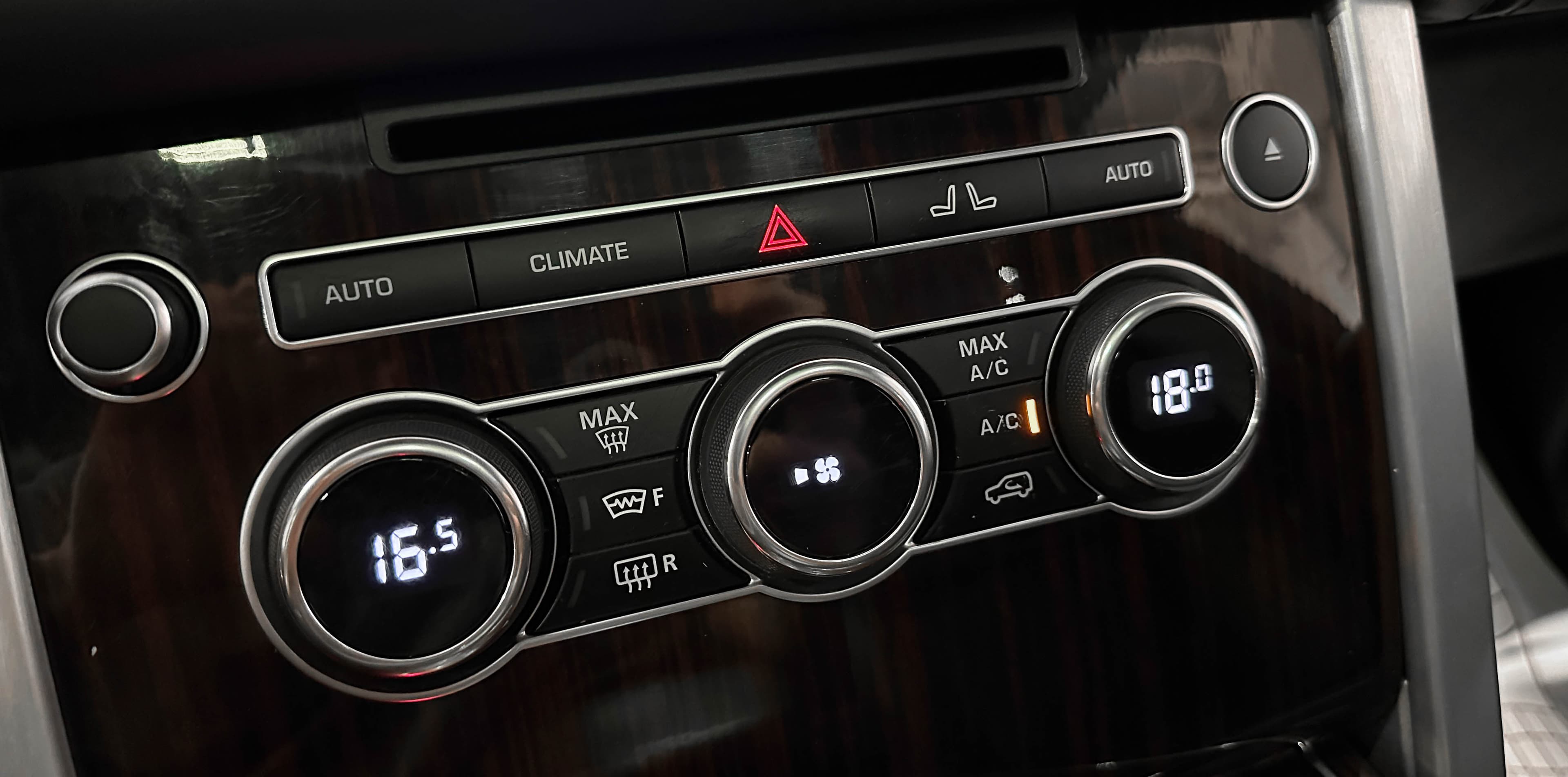 Land Rover Range Rover - фото 29