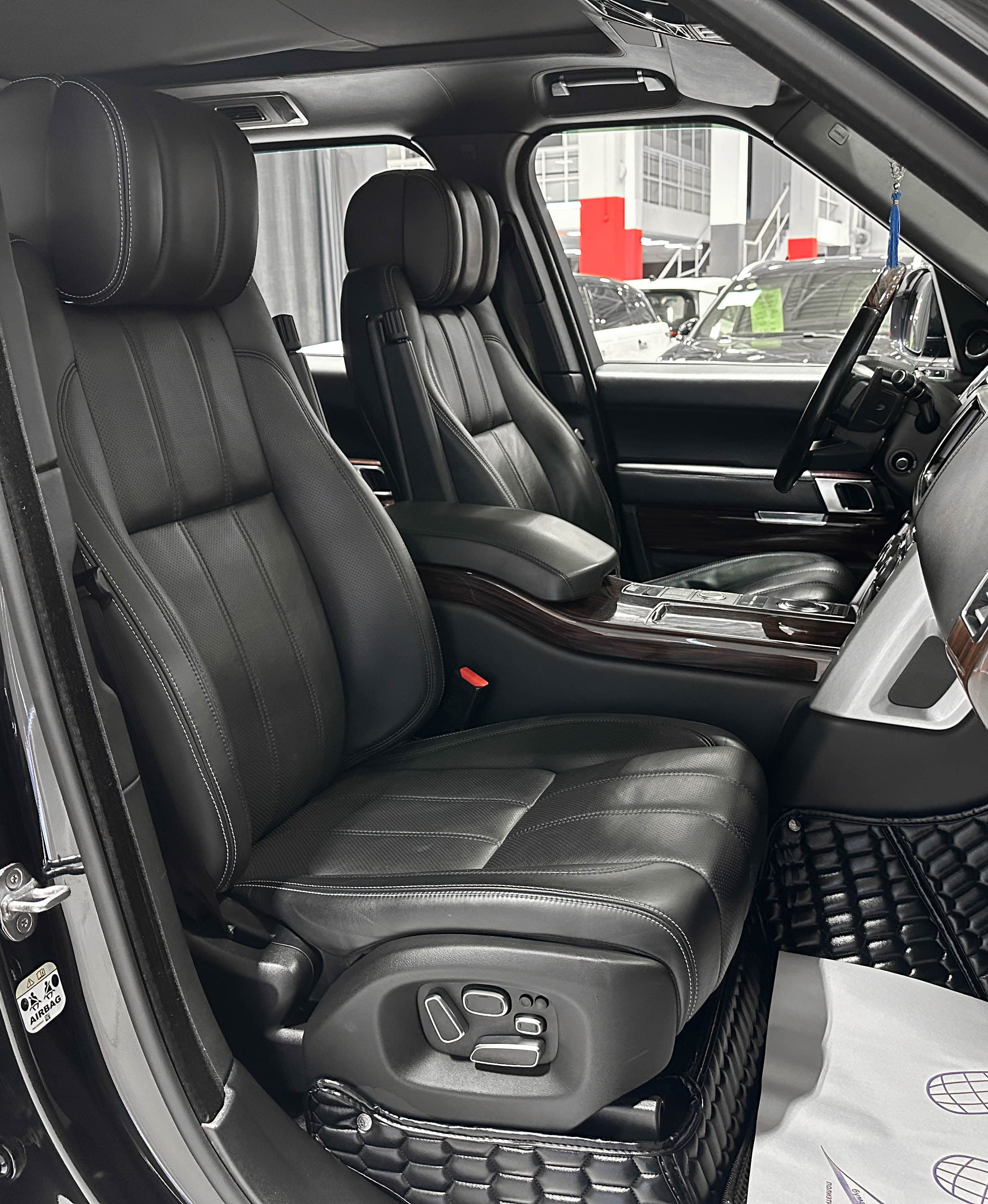 Land Rover Range Rover - фото 11