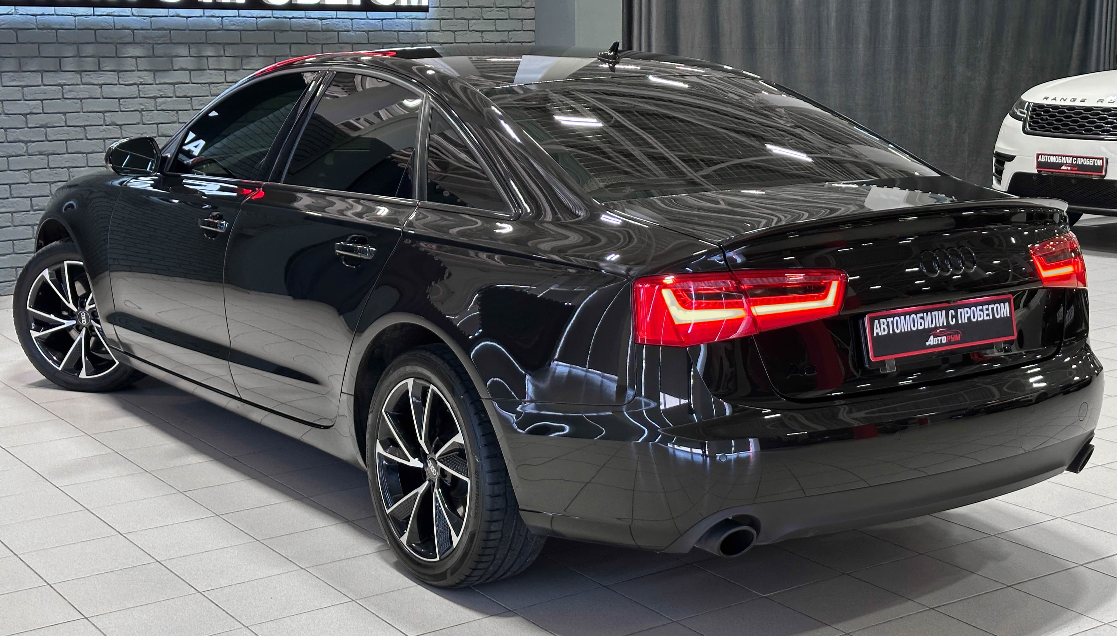 Audi A6 - фото 9