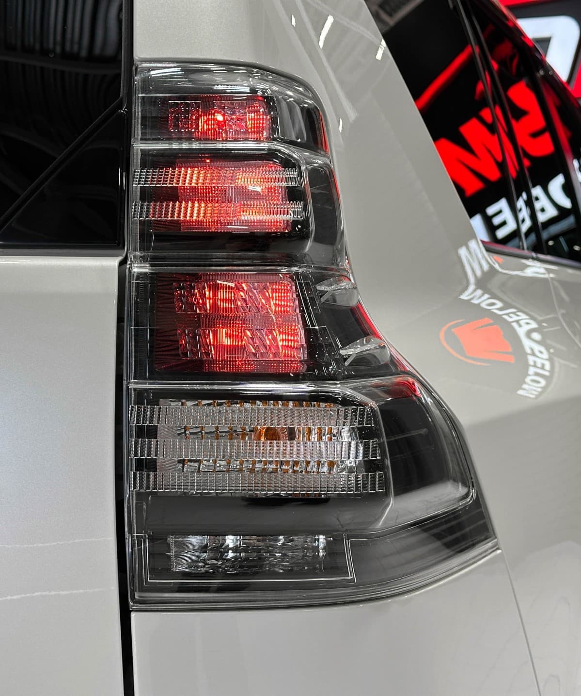 Toyota Land Cruiser Prado - фото 8