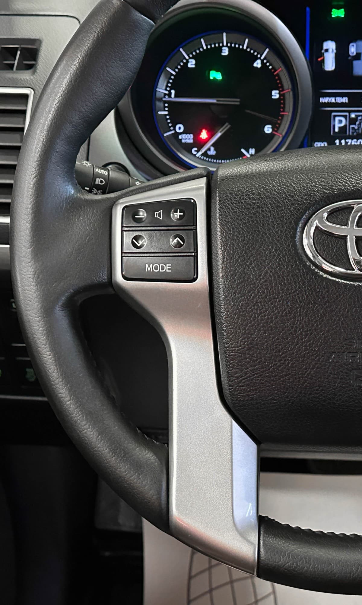 Toyota Land Cruiser Prado - фото 20