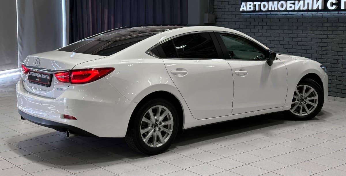 Mazda 6 - фото 6
