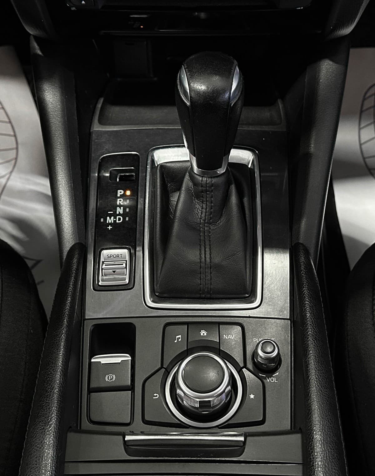 Mazda 6 - фото 24