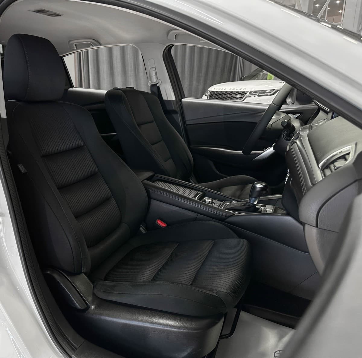 Mazda 6 - фото 11