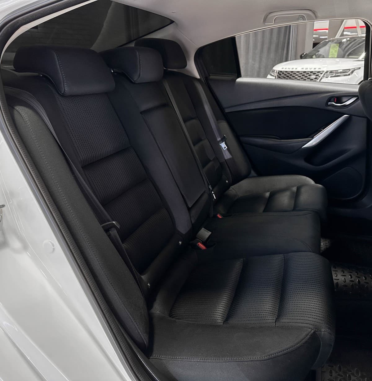 Mazda 6 - фото 12