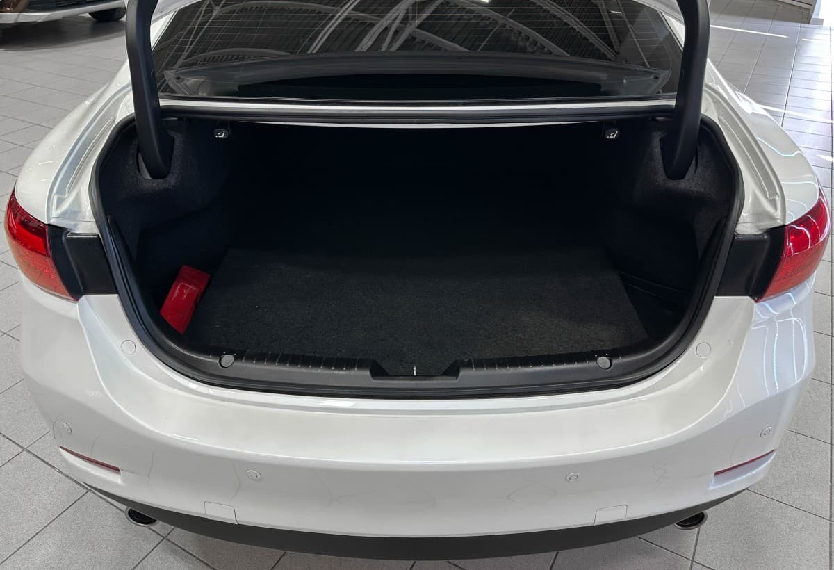 Mazda 6 - фото 13