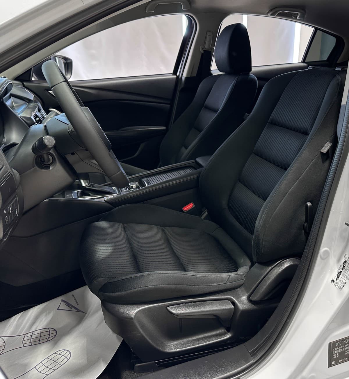 Mazda 6 - фото 15