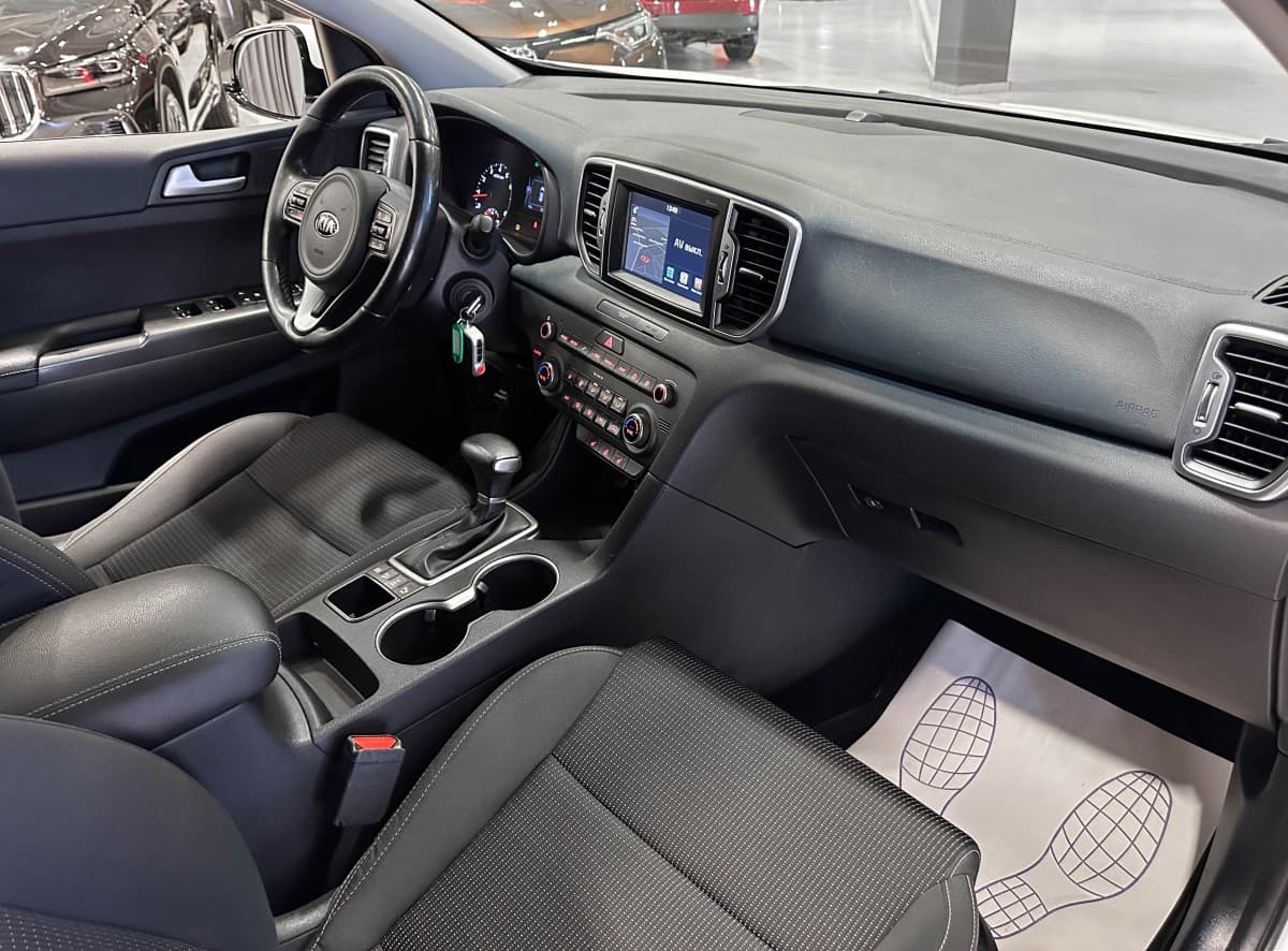 Kia Sportage - фото 16