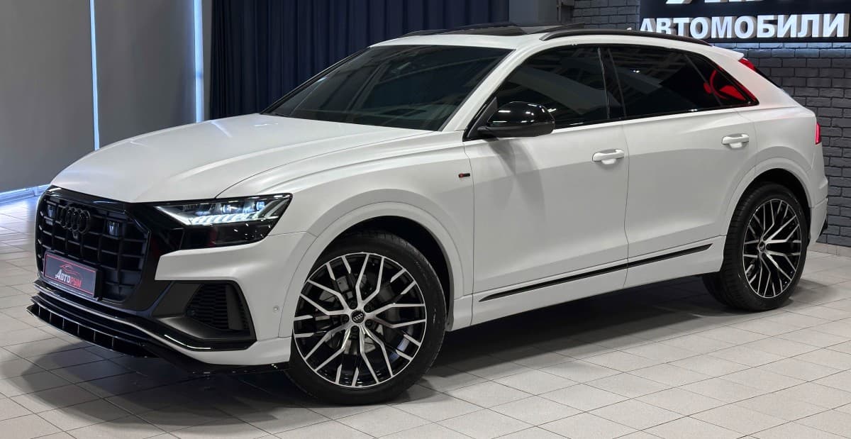 Audi Q8 - фото 6