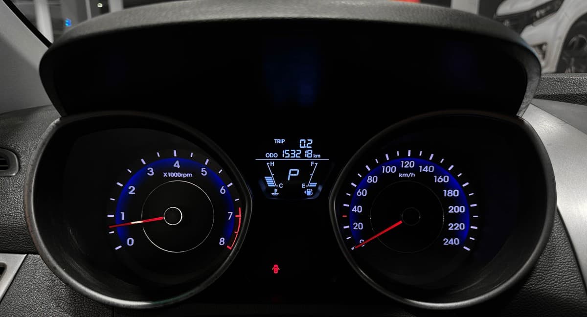 Hyundai Avante - фото 19