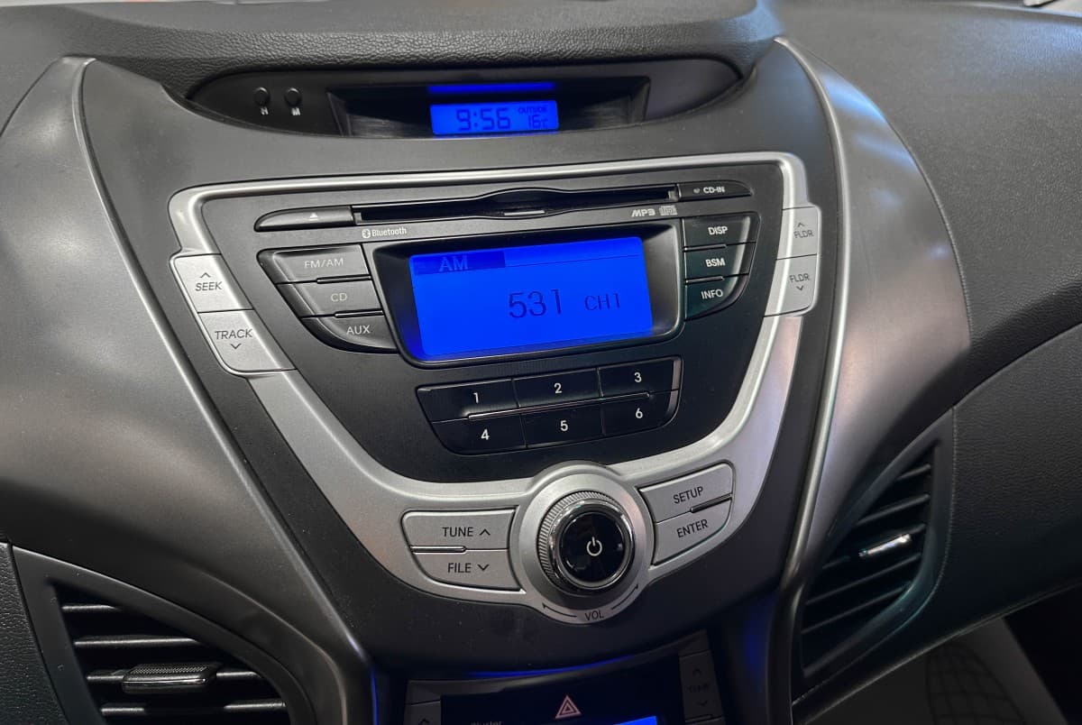 Hyundai Avante - фото 24