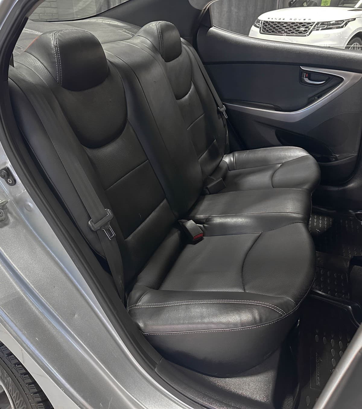 Hyundai Avante - фото 14