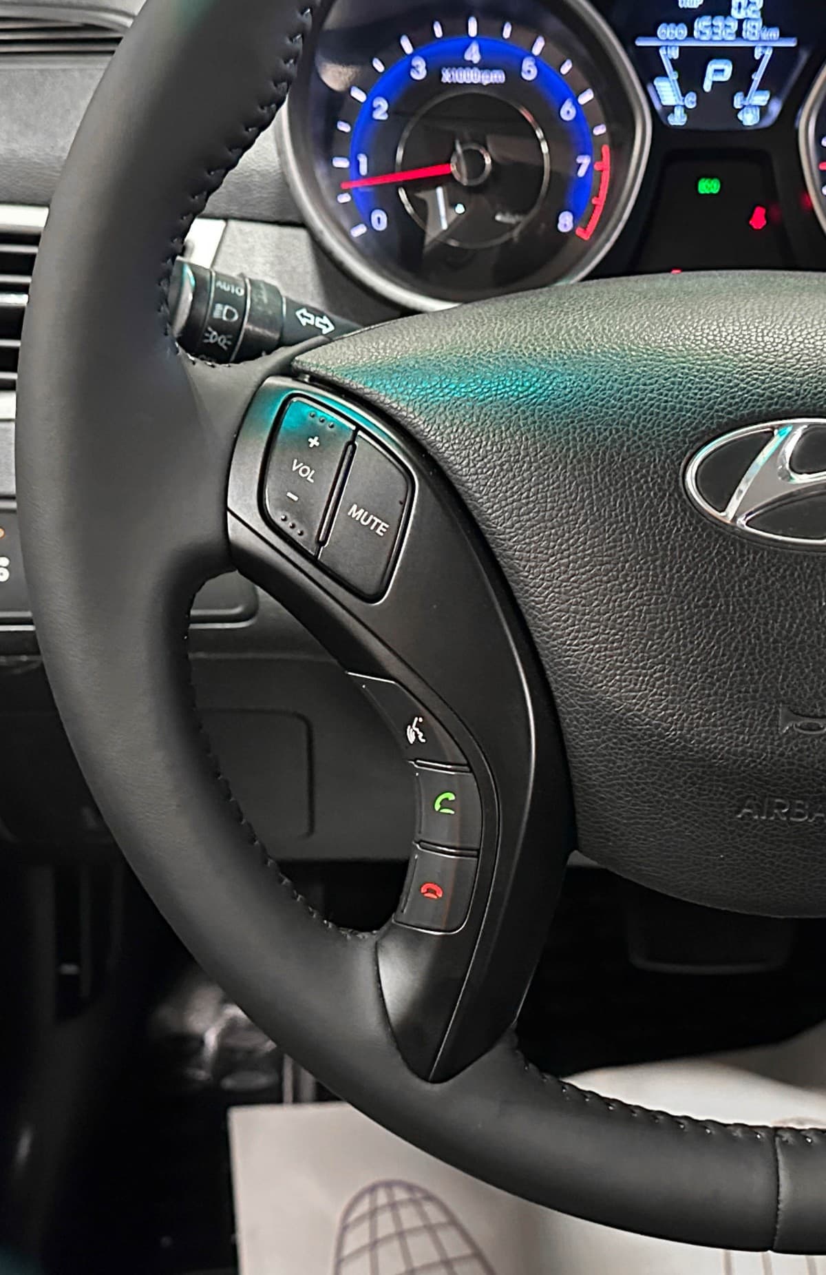 Hyundai Avante - фото 20