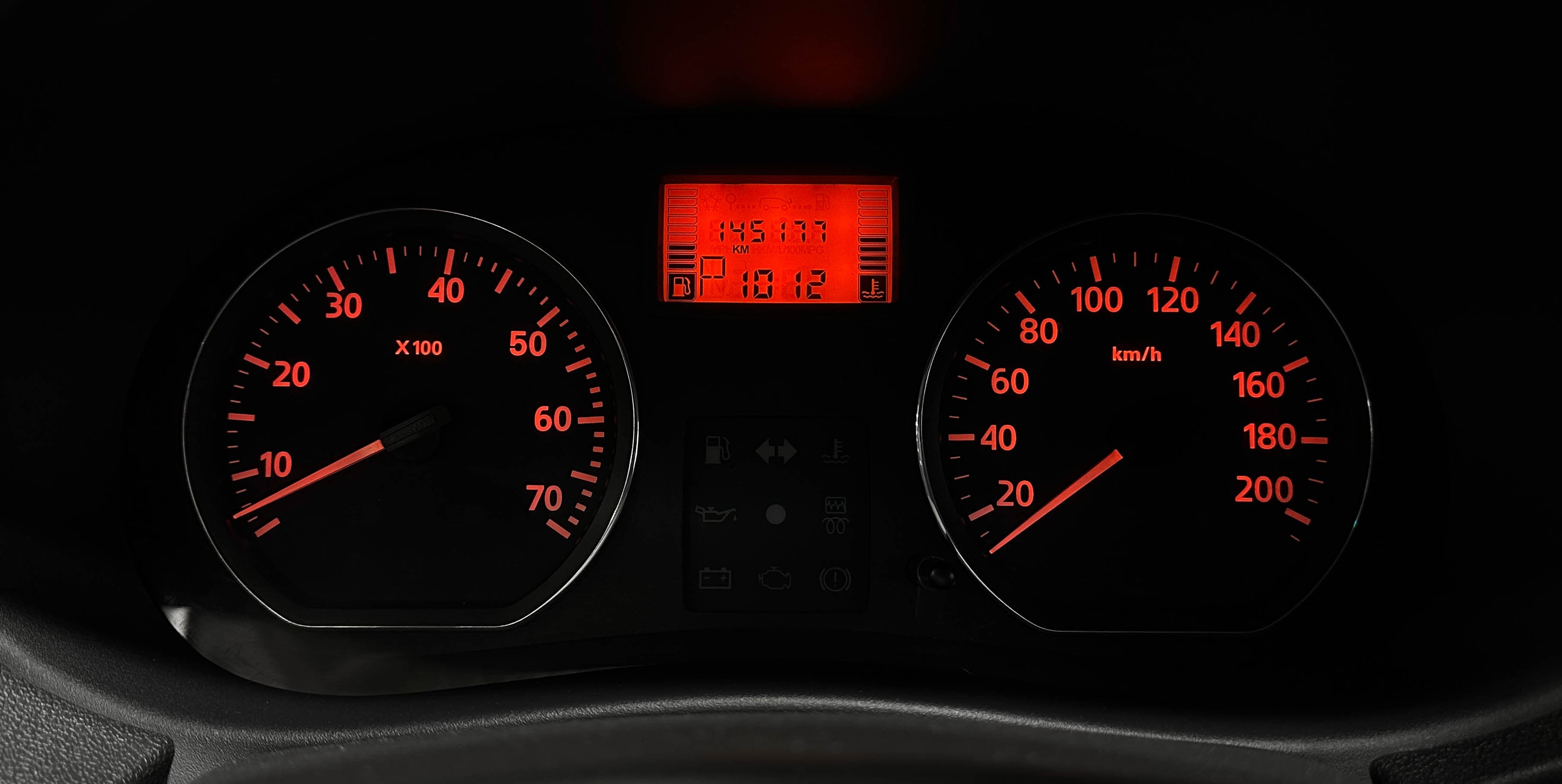 Nissan Almera - фото 17