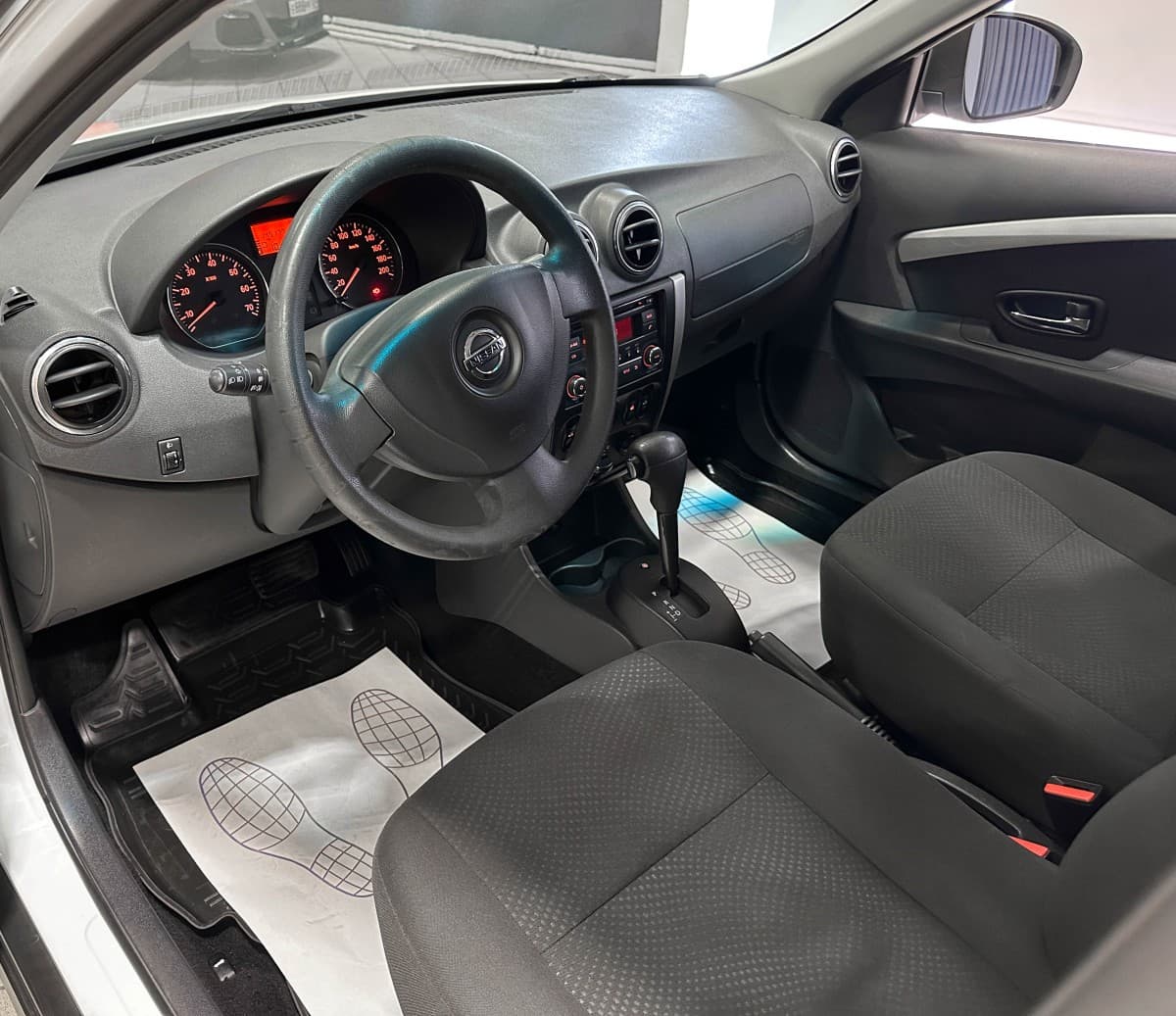 Nissan Almera - фото 16