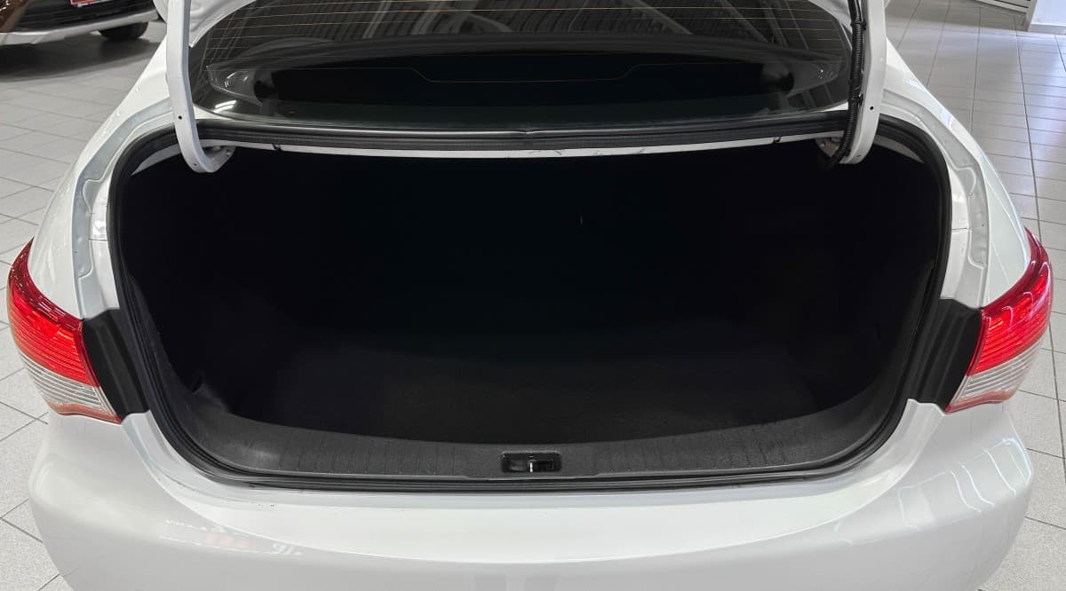 Nissan Almera - фото 13