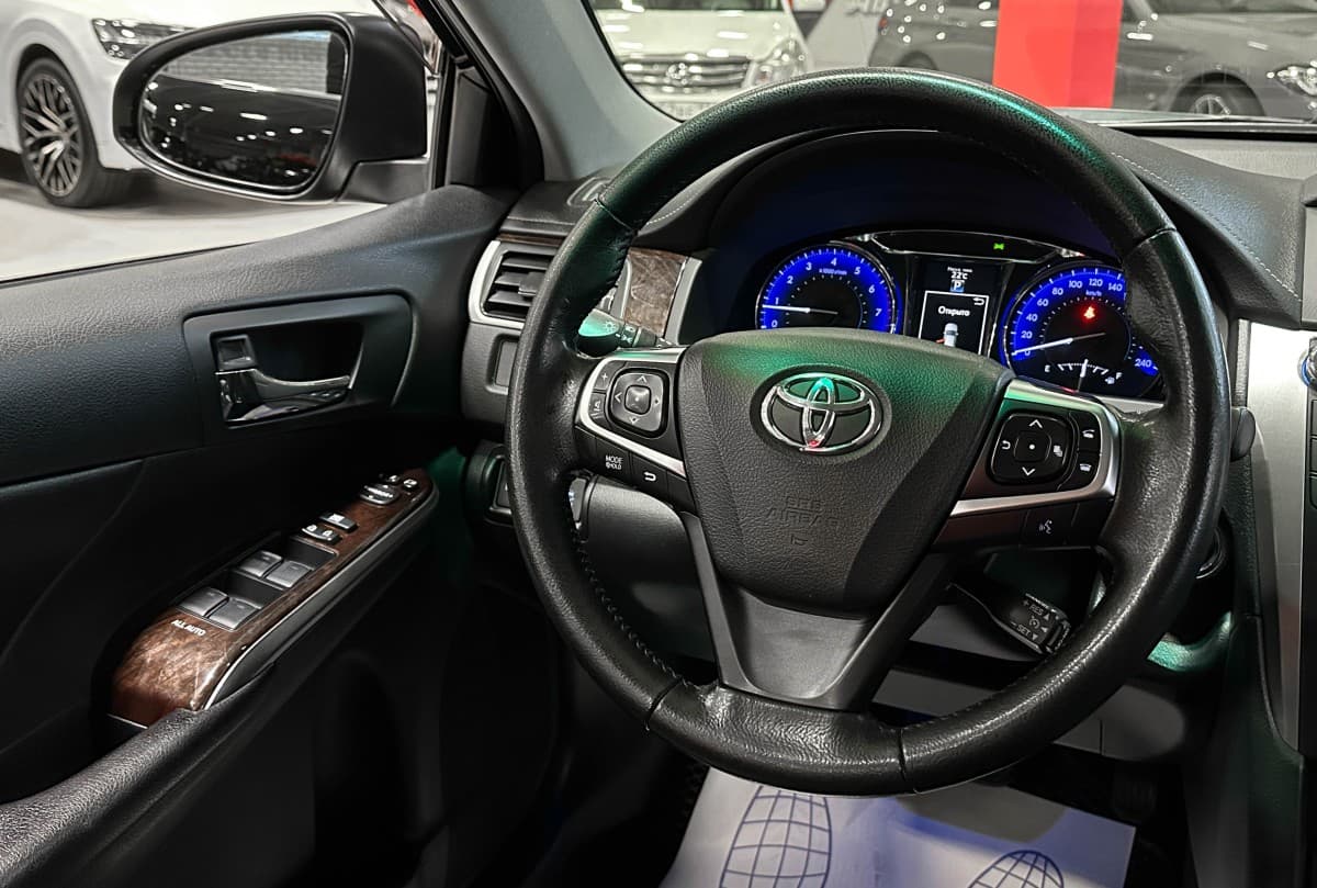Toyota Camry - фото 27