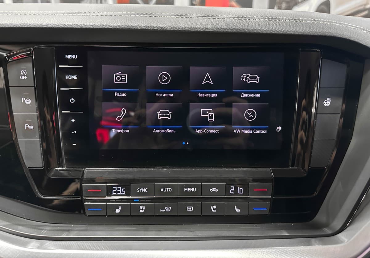 Volkswagen Touareg - фото 28