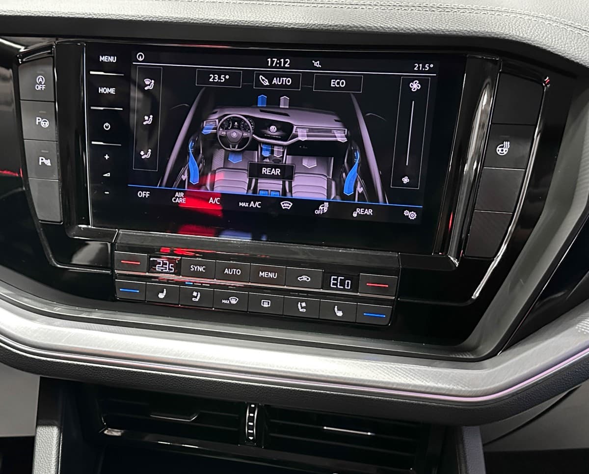 Volkswagen Touareg - фото 27