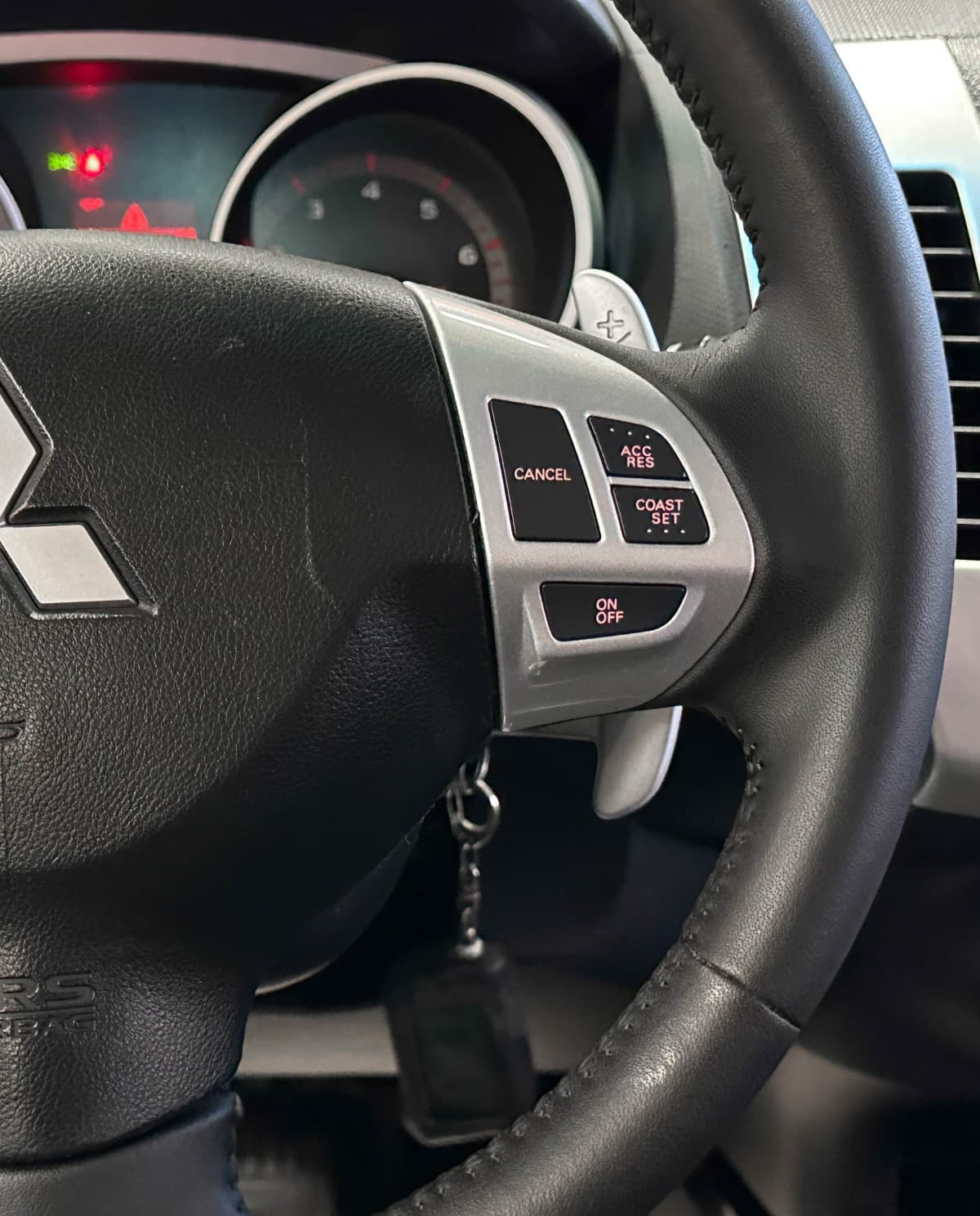 Mitsubishi Outlander - фото 21