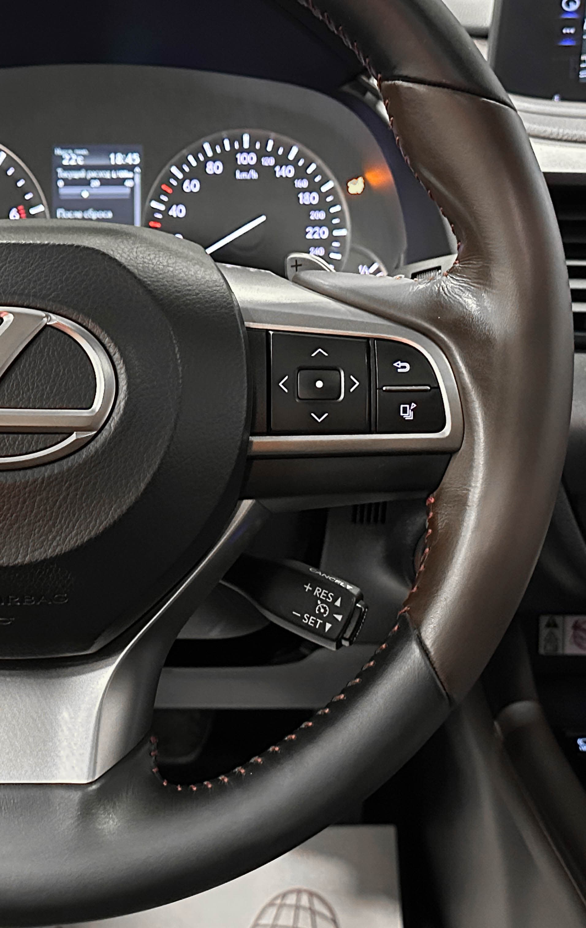 Lexus RX300 - фото 25
