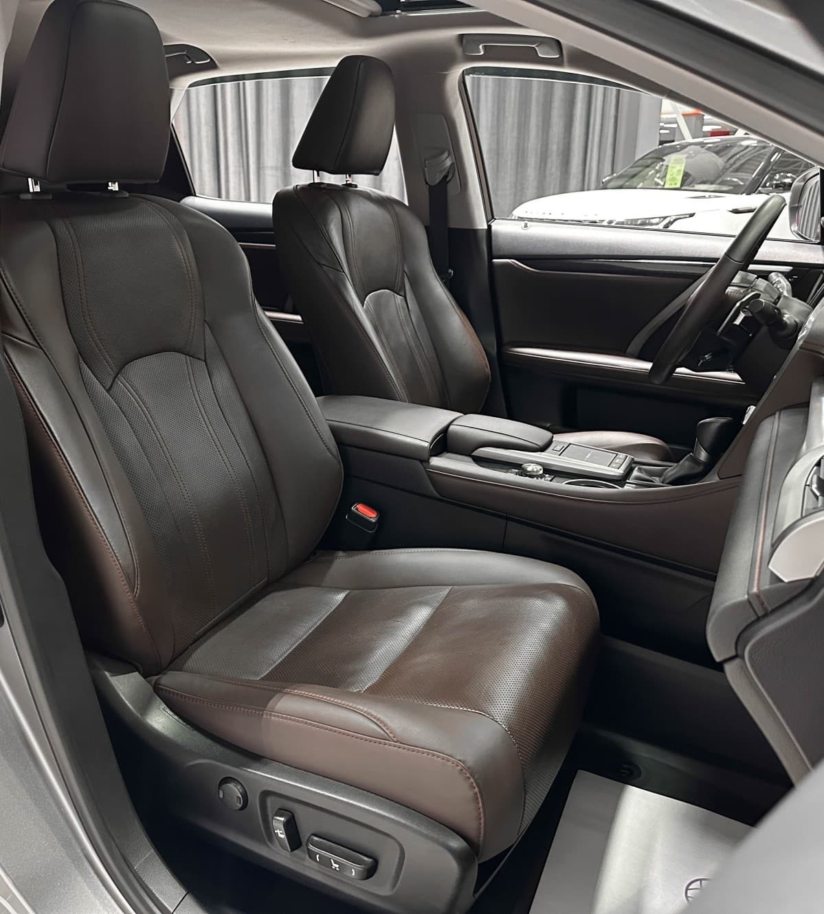 Lexus RX300 - фото 17