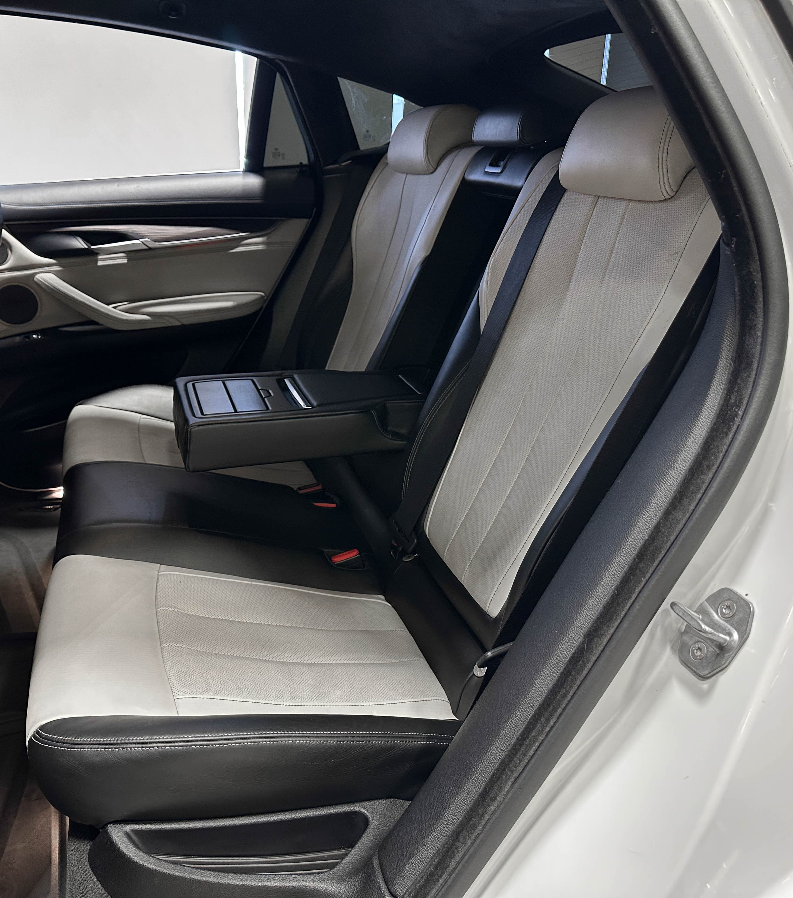 BMW X6 - фото 15