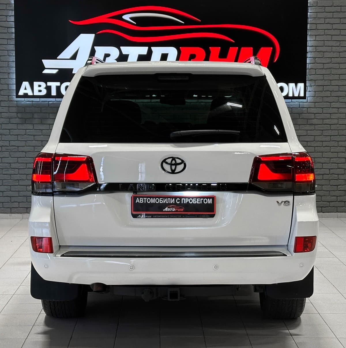 Toyota Land Cruiser 200 - фото 7