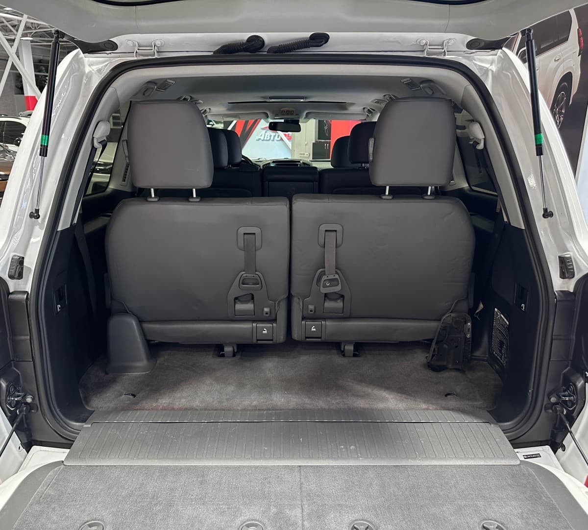 Toyota Land Cruiser 200 - фото 14