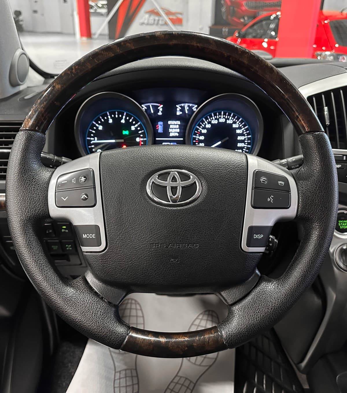 Toyota Land Cruiser - фото 29