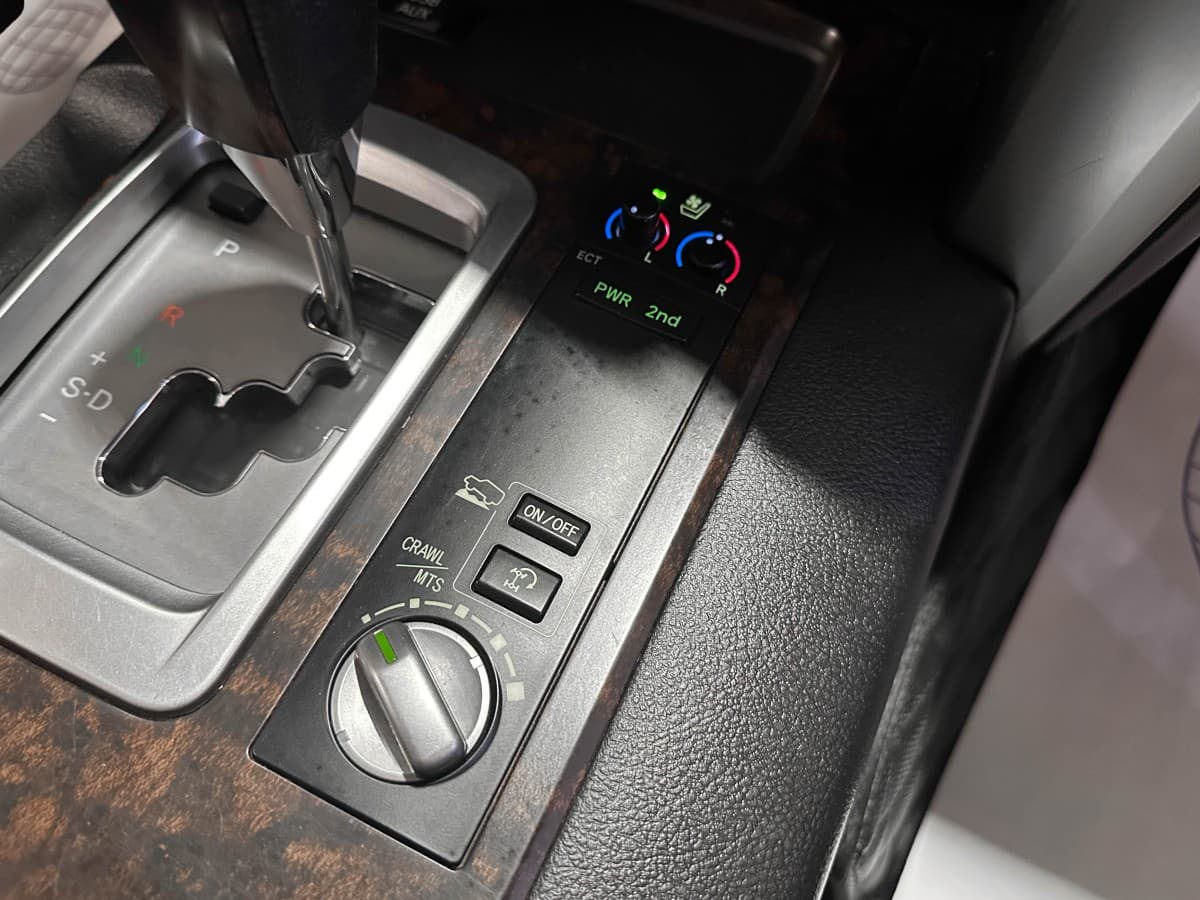 Toyota Land Cruiser - фото 26