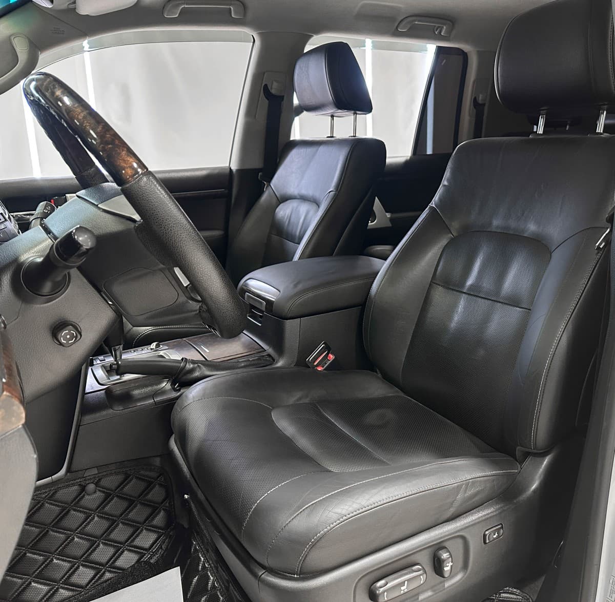 Toyota Land Cruiser - фото 15