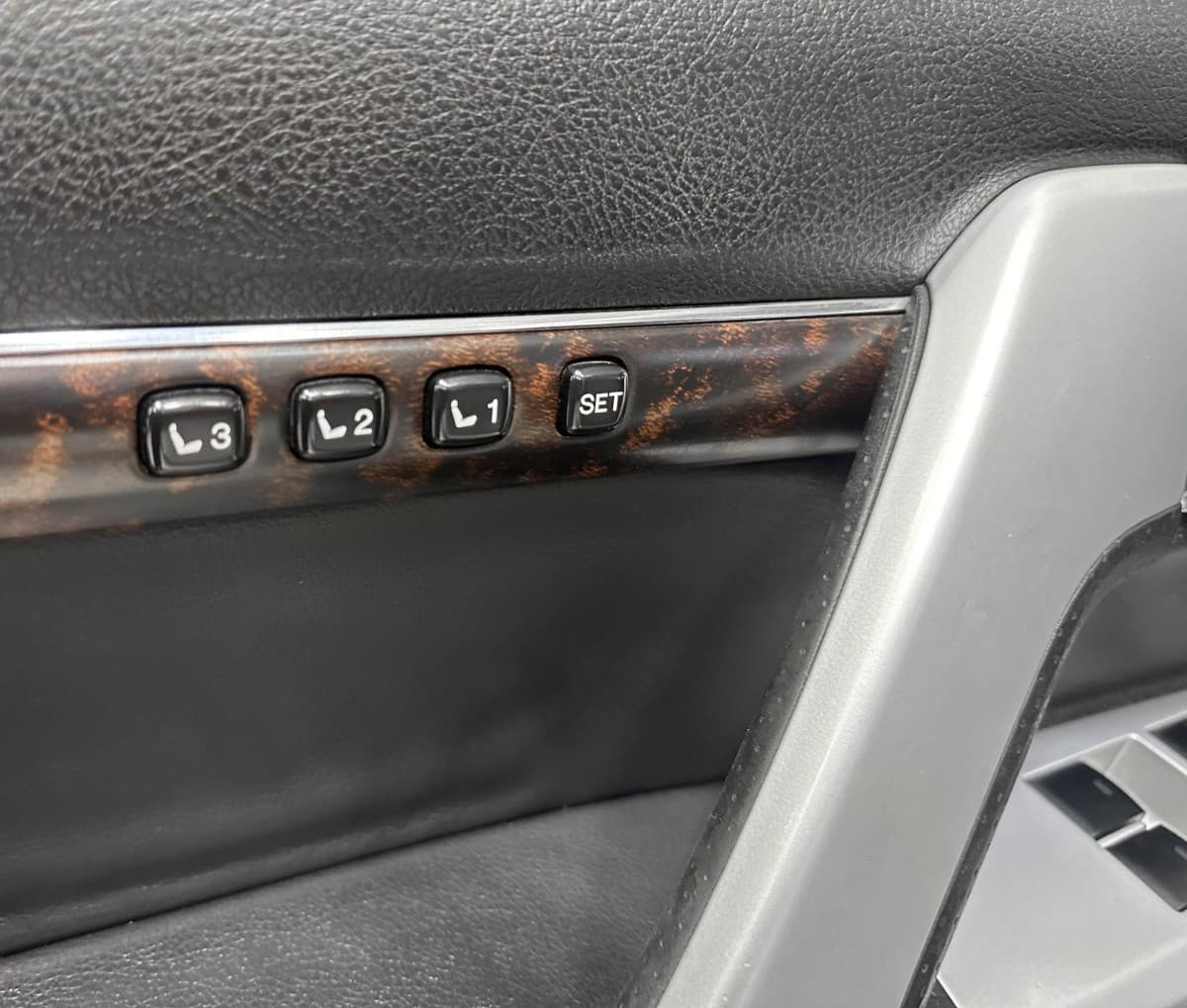 Toyota Land Cruiser - фото 17
