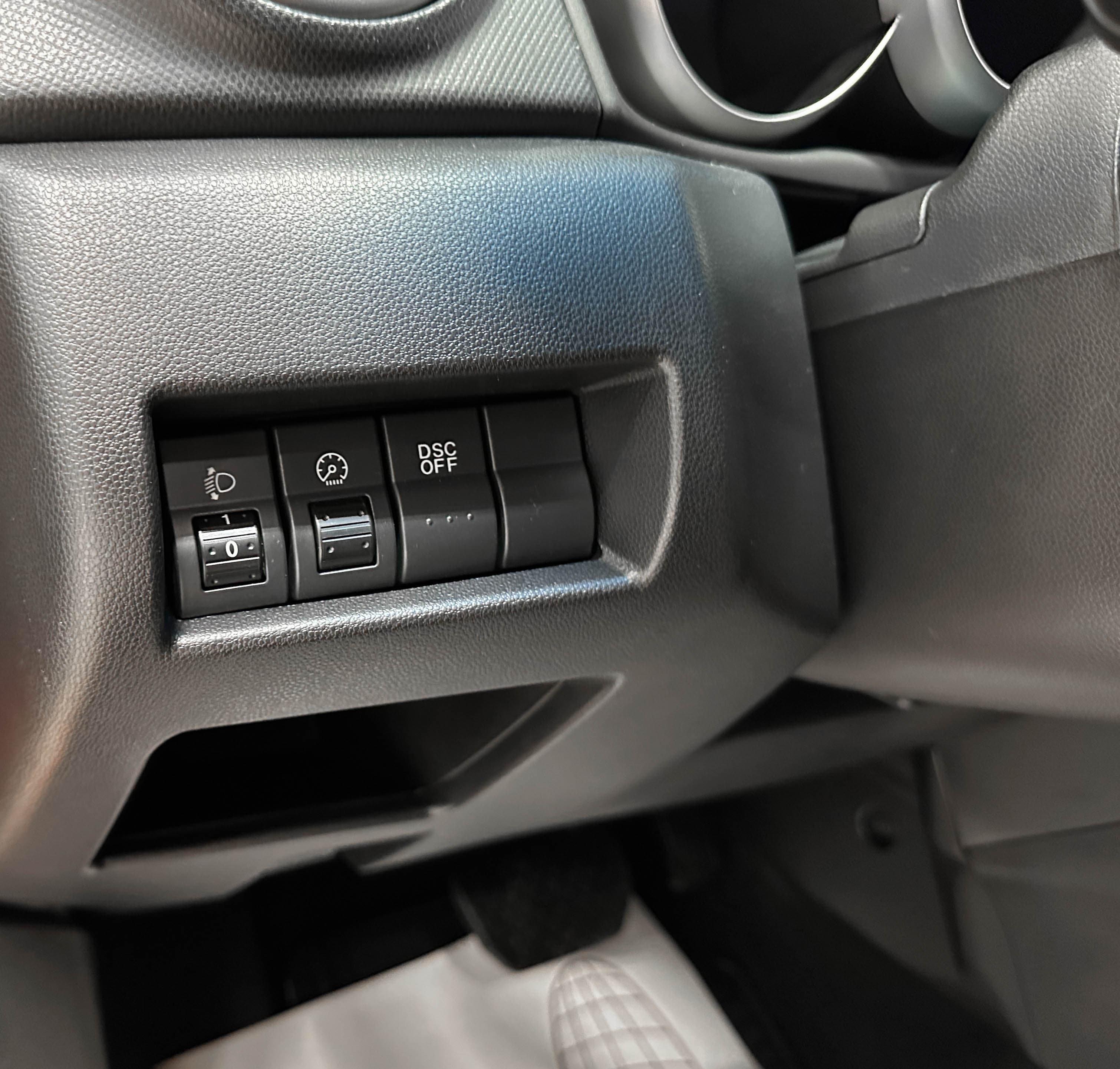 Mazda 3 - фото 19