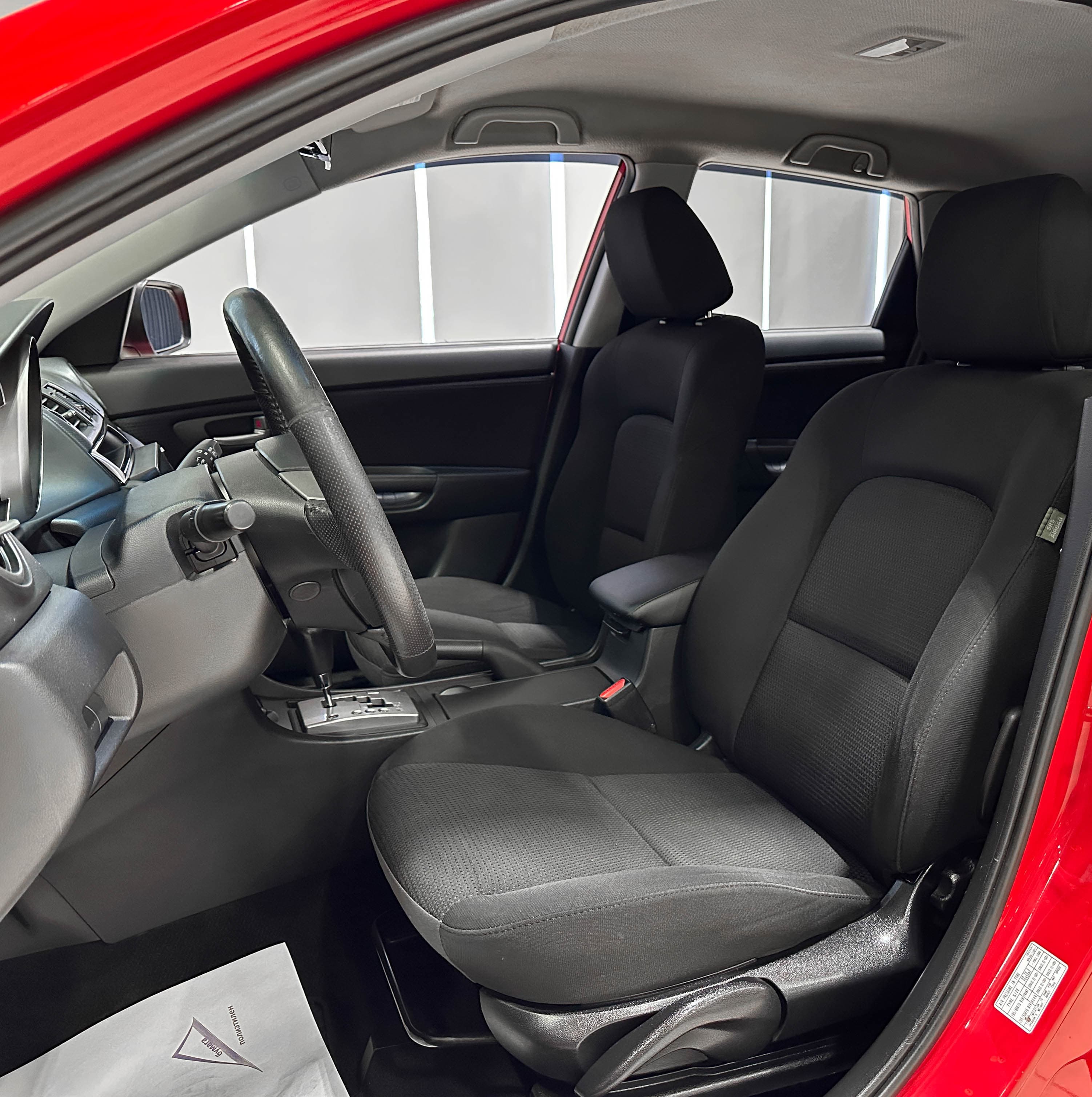Mazda 3 - фото 11
