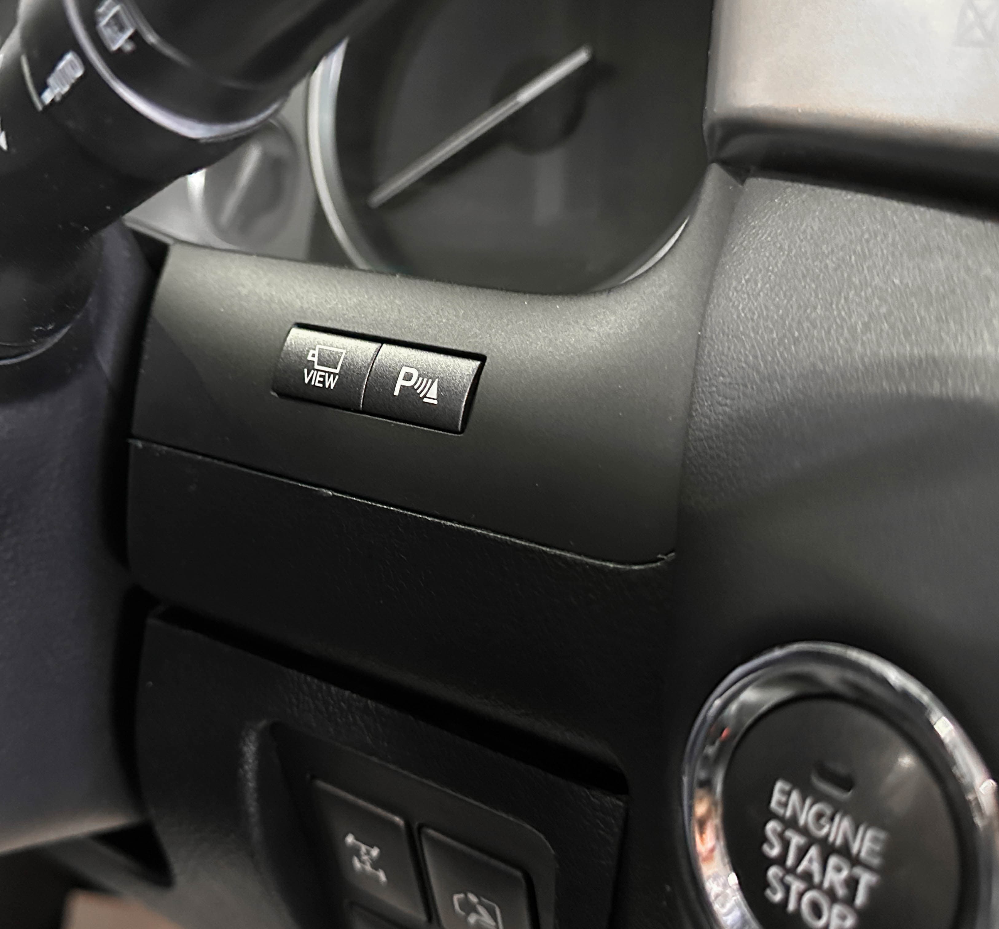 Lexus LX 570 - фото 29
