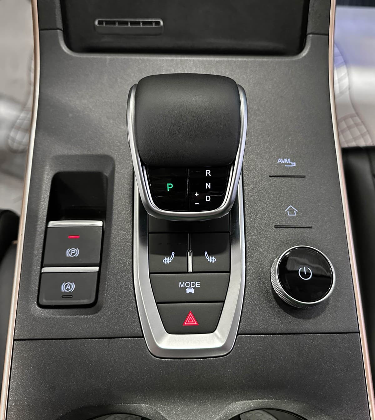 Omoda C5 - фото 26