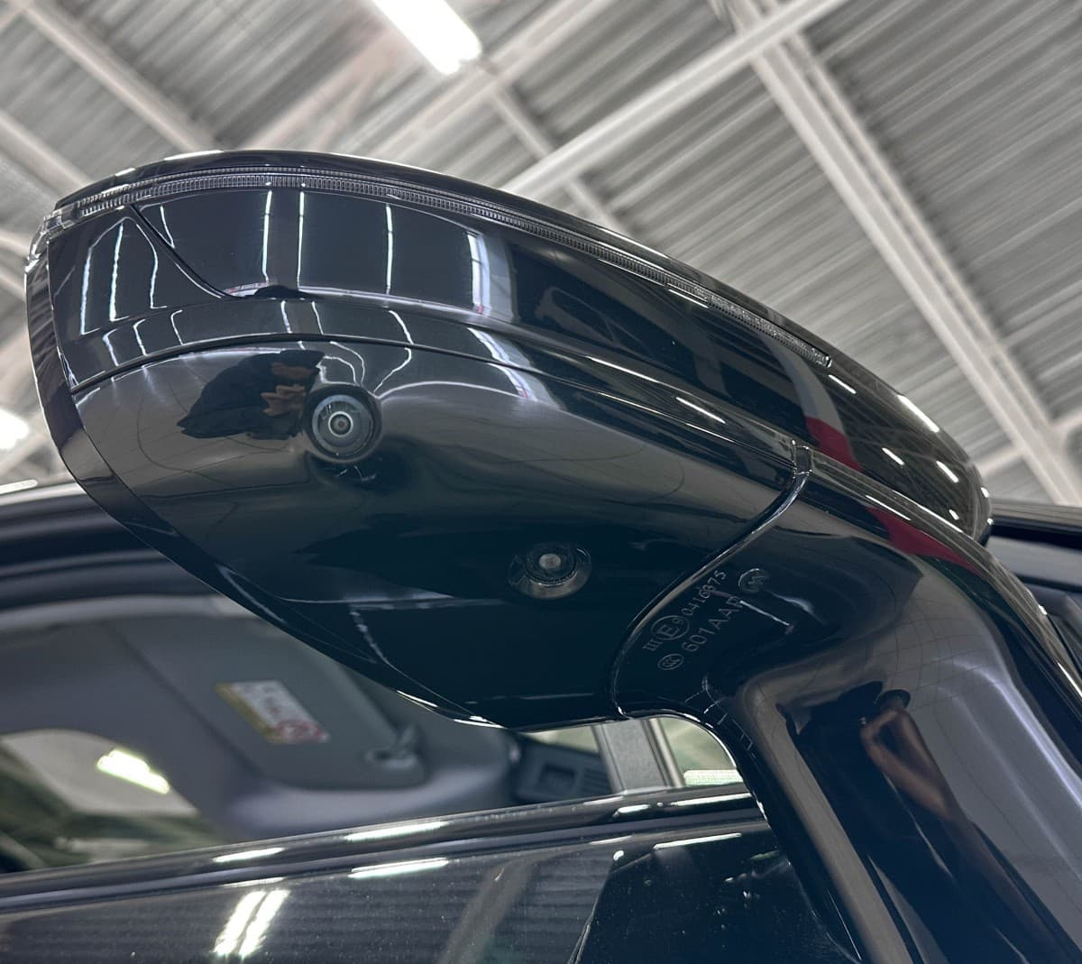 Omoda C5 - фото 31