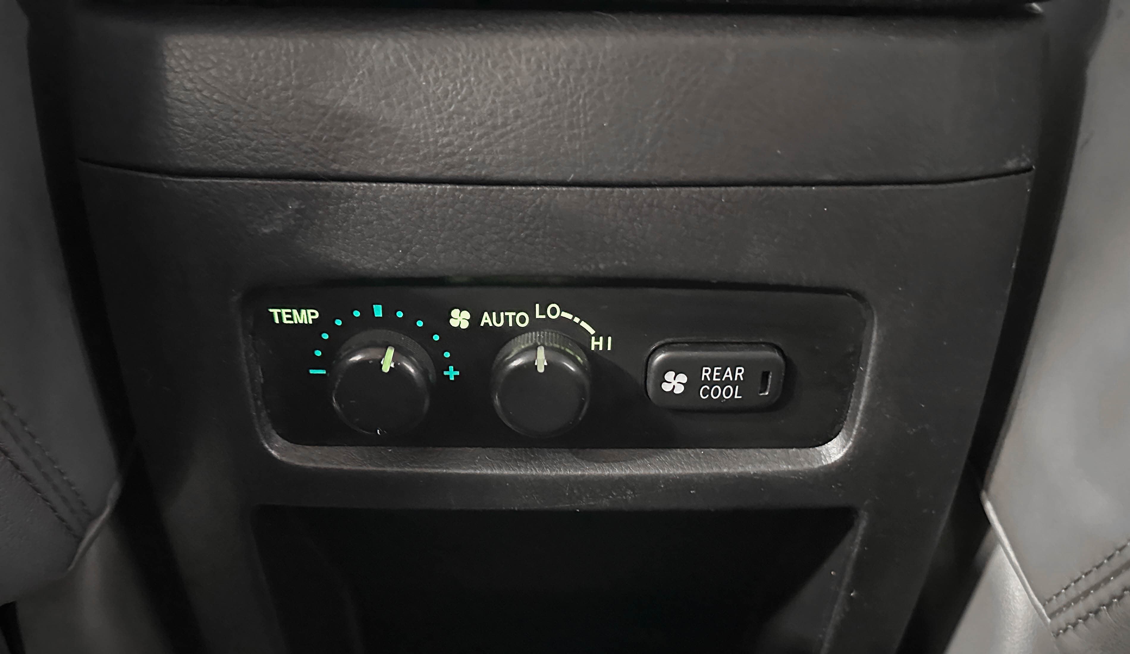 Toyota Land Cruiser Prado - фото 31